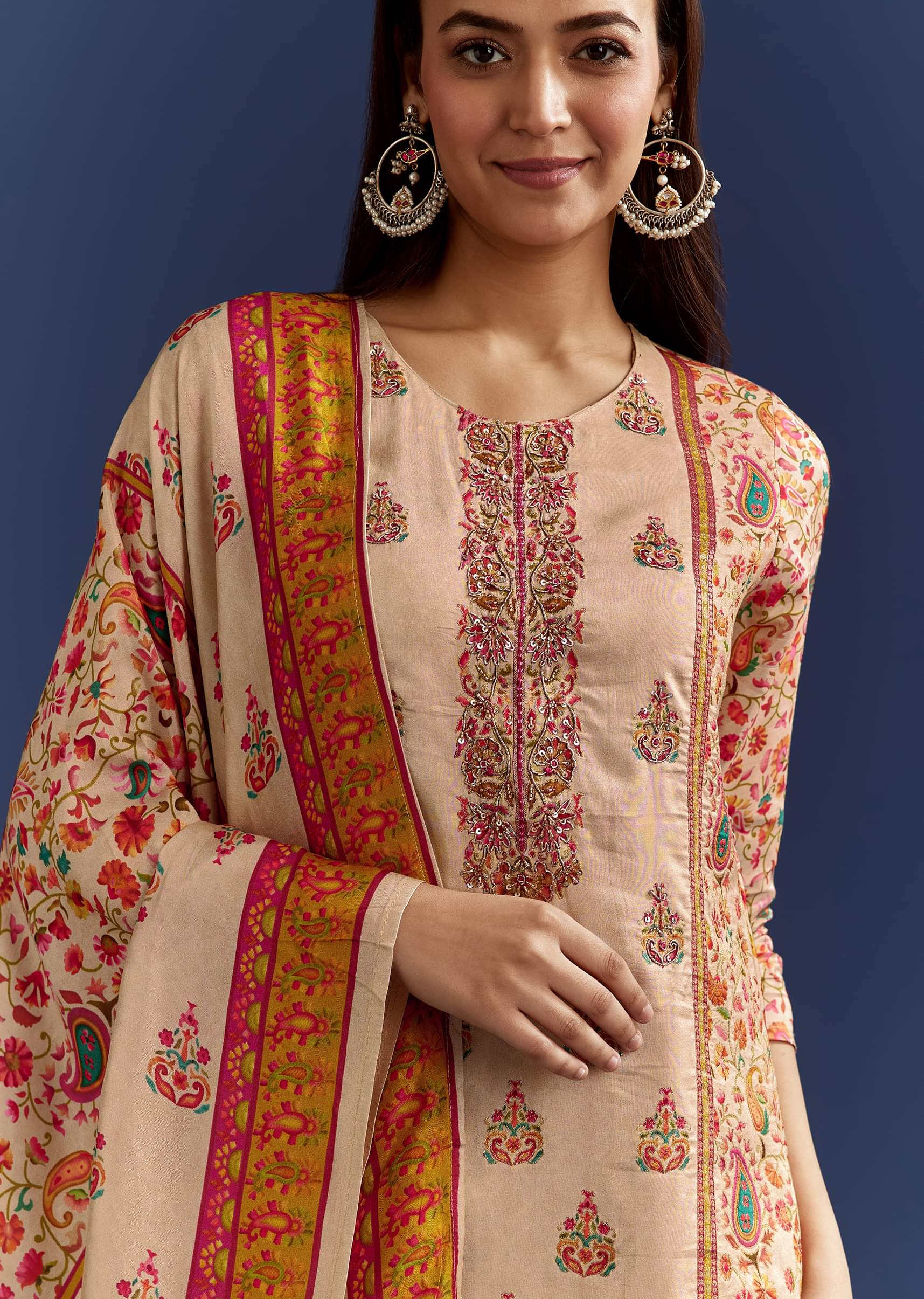 beige-floral-printed-kurta-and-dupatta-with-cut-dana-and-zardosi-work-sg313843-4_b5309a86-6a81-4919-8bd1-d385ae444bba.jpg