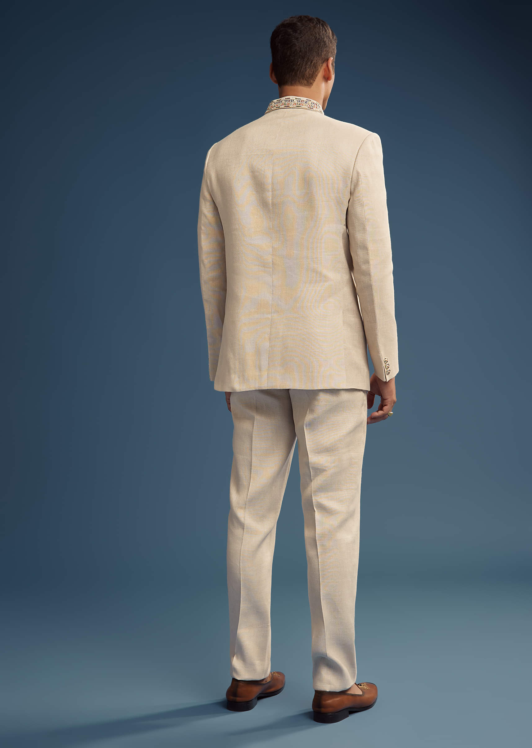 beige-jacquard-jodhpuri-suit-for-men-with-pashmina-dupatta-sg333332-5.jpg