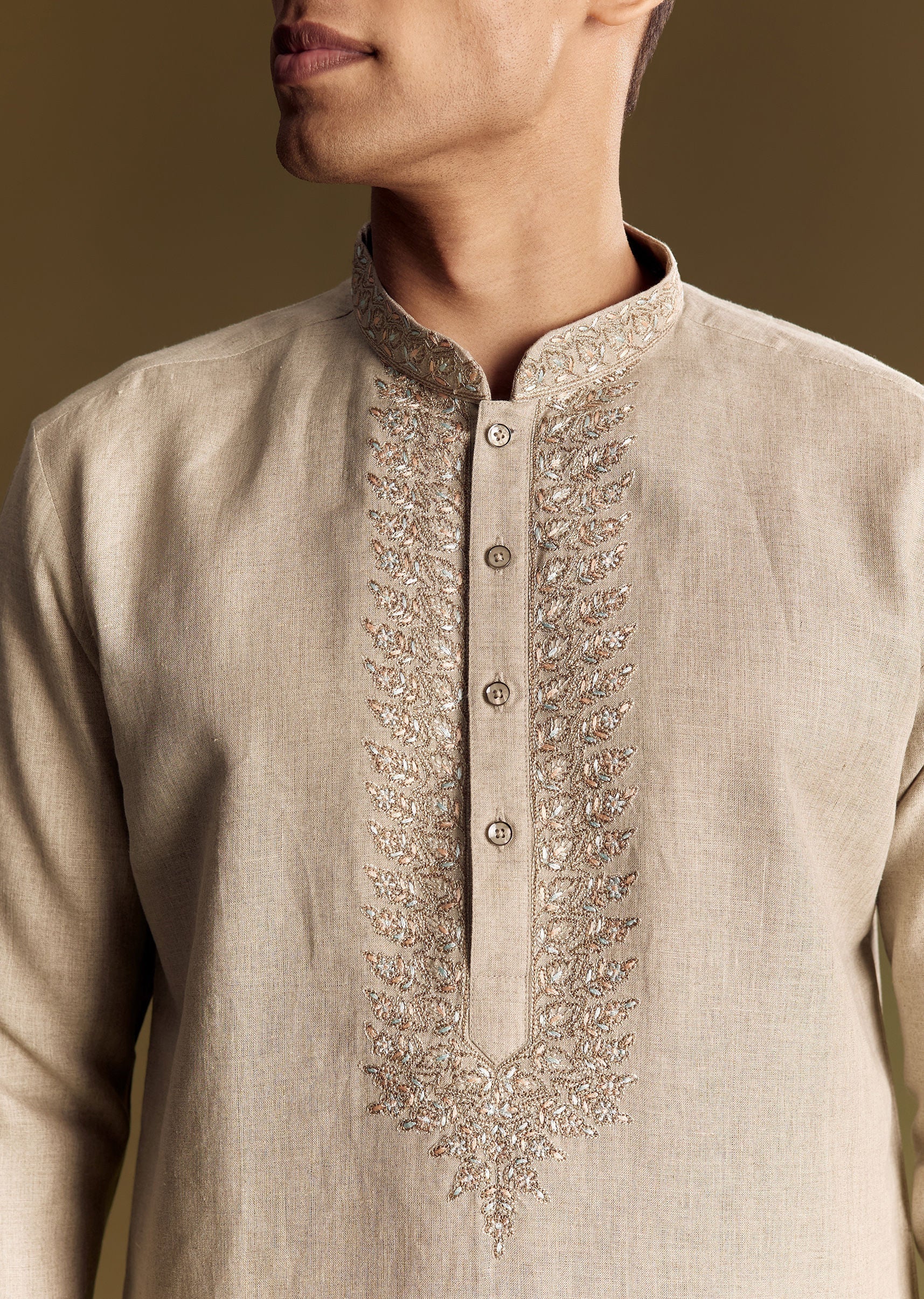 beige-linen-kurta-set-with-thread-and-sequin-accents-sg320033-1_6c413fce-5db3-4036-be07-2c06ccc69e2d.jpg