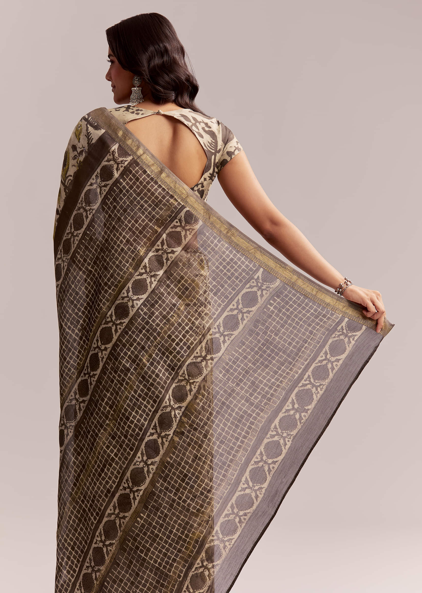 beige-linen-printed-saree-with-hand-block-ajrakh-print-sg314788-4.jpg