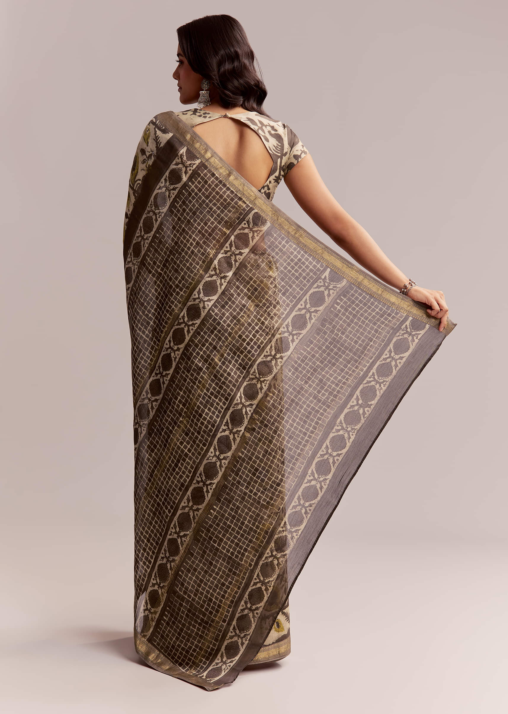 beige-linen-printed-saree-with-hand-block-ajrakh-print-sg314788-6.jpg