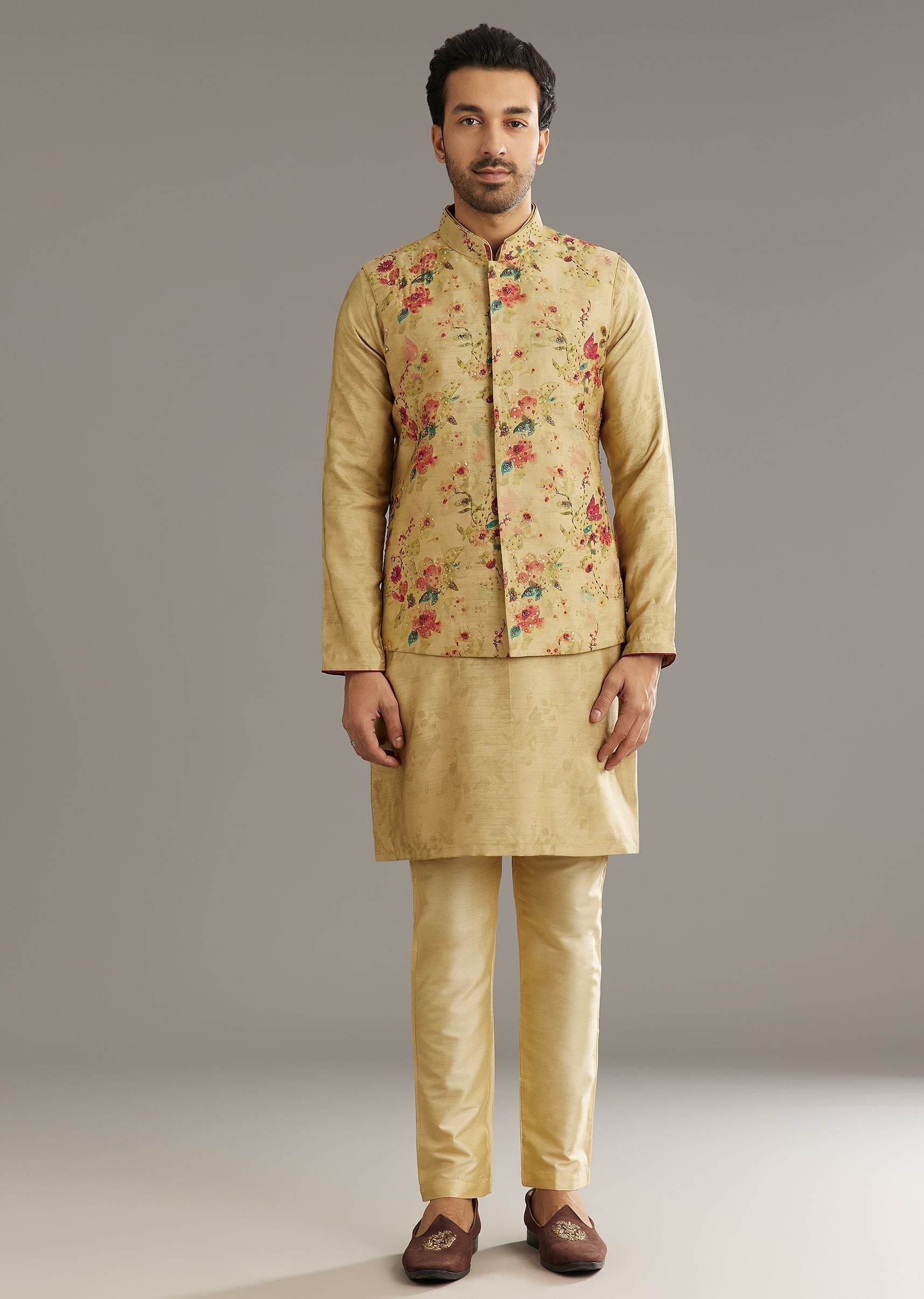 beige-muslin-kurta-jacket-set-with-stone-work-sg302509-2_4238aa00-8f0f-46bd-ac54-3e5abbfecca9.jpg