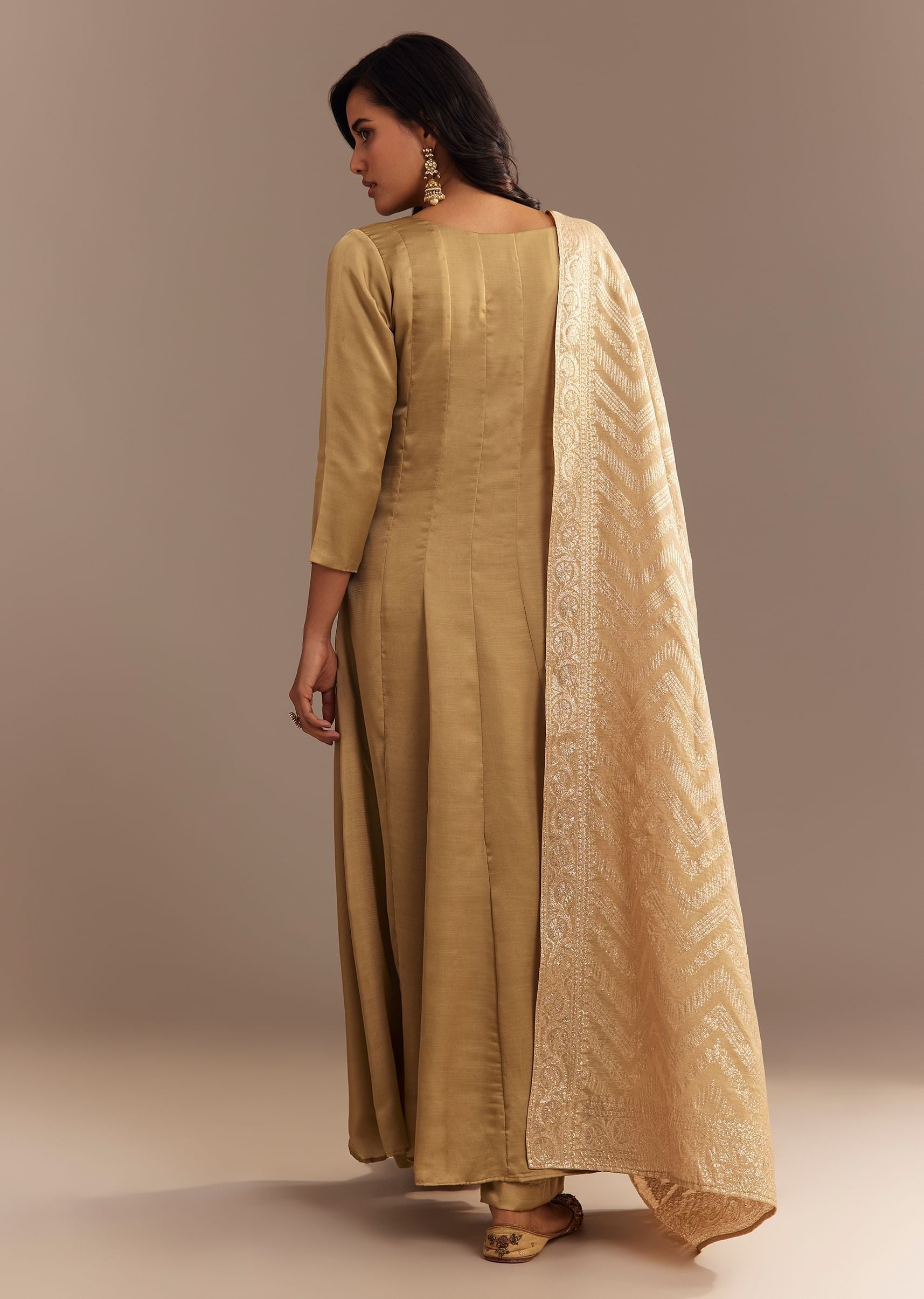 beige-muslin-mirror-embroidered-kurta-set-sg305002-5_11a33c1a-3799-4ce1-82ab-a5db711e1f07.jpg