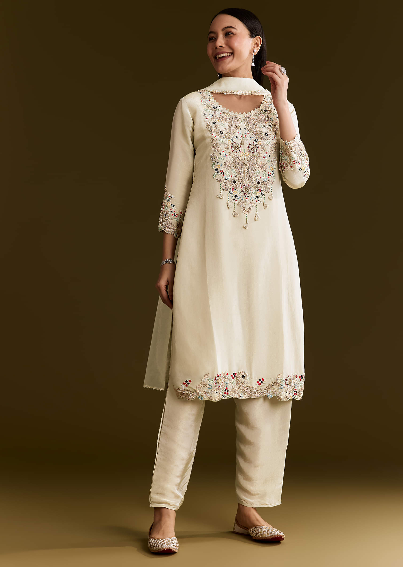 beige-organza-embroidered-kurta-set-with-dupatta-sg324744-2_7a327d5f-14ce-405c-850e-5f9b65cc318b.jpg