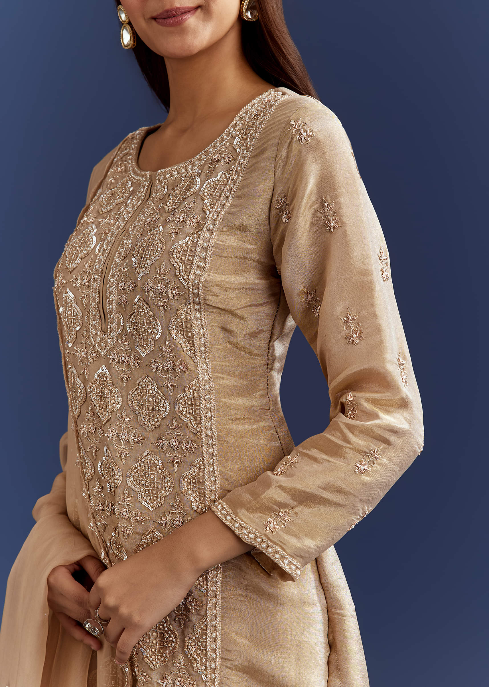 beige-sequins-and-cutdana-kurta-with-sharara-and-organza-dupatta-sg314008-4_19ce5a41-0306-4908-a0f7-b078891f5af2.jpg