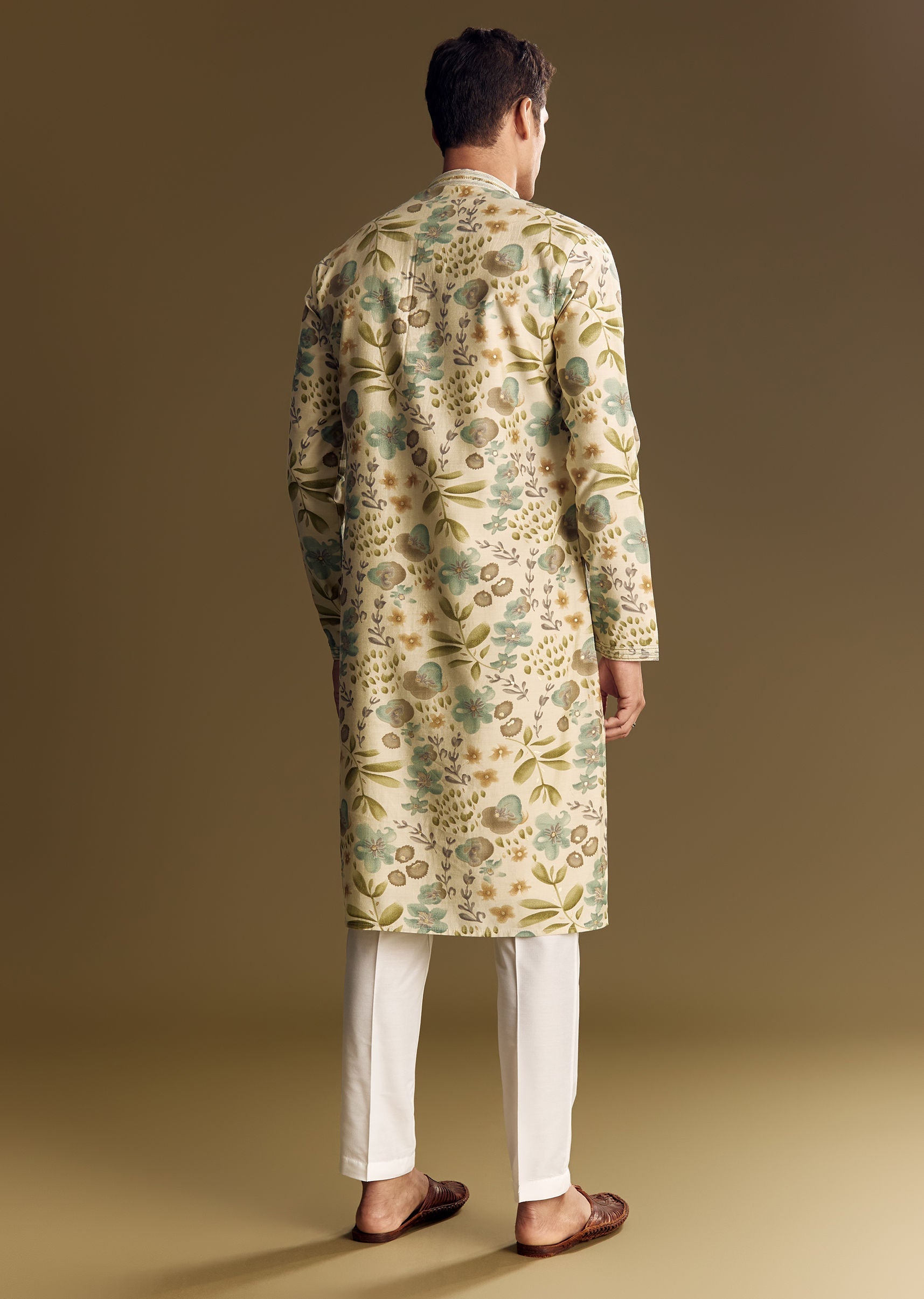 beige-silk-kurta-set-with-foil-enhanced-floral-print-sg328201-5_85589f76-a531-45ce-a4e0-cb85d61855ac.jpg
