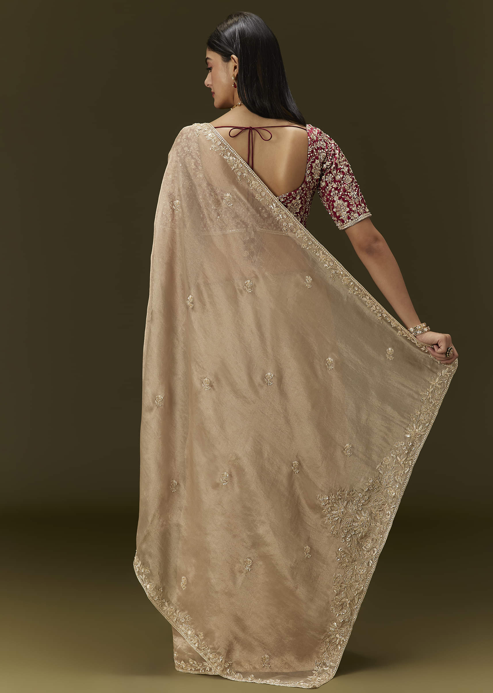 beige-tissue-saree-with-embroidered-brocade-blouse-sg300072-4_1c88d7ba-7f48-42bd-8011-b197ae3f8570.jpg
