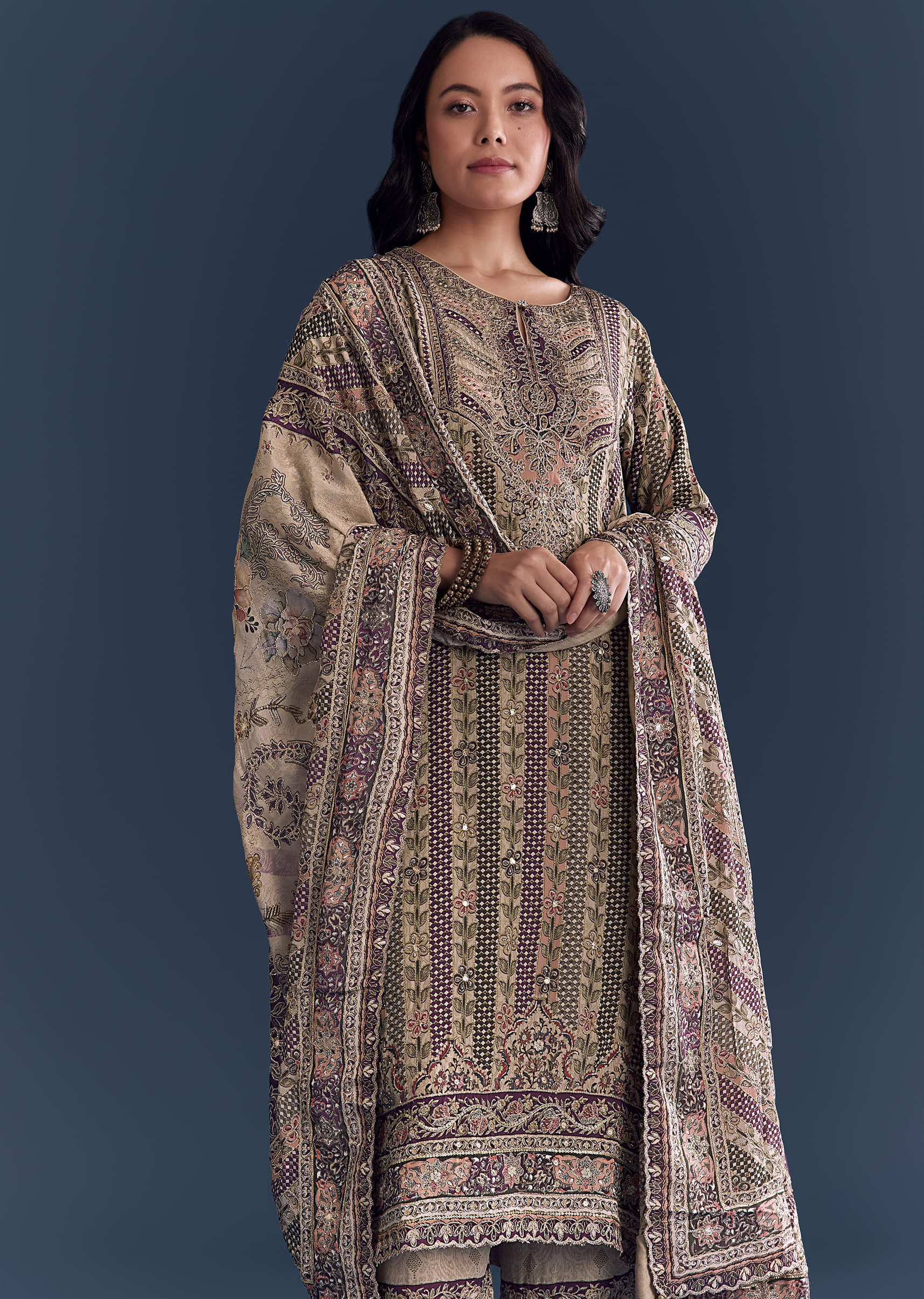 beige-wine-crepe-kurta-set-with-floral-print-sg346300-4.jpg
