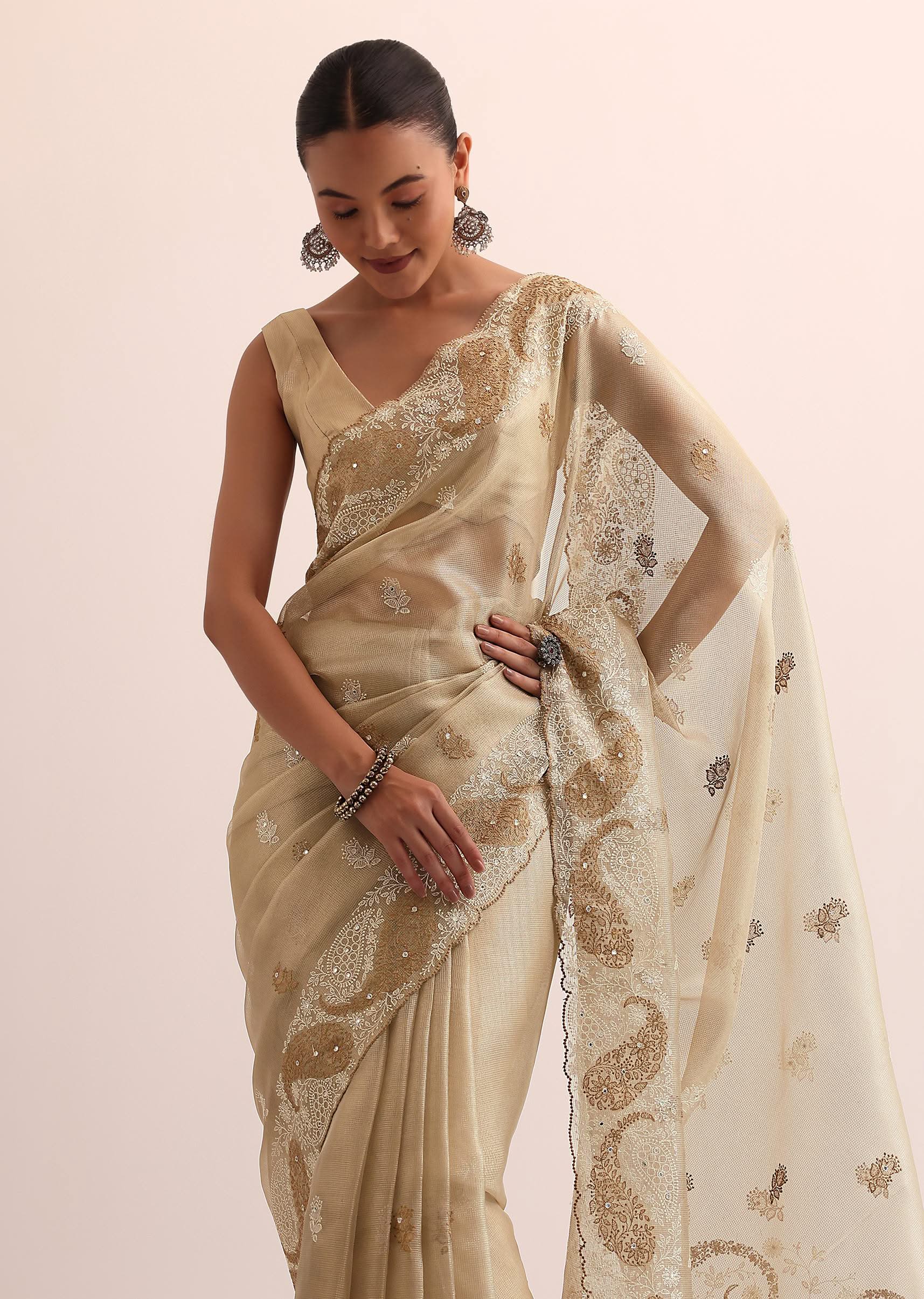 beige_chanderi_silk_saree_with_thread-sg214159_6_57c85f92-c395-4668-bbde-fabc1260ddd5.jpg