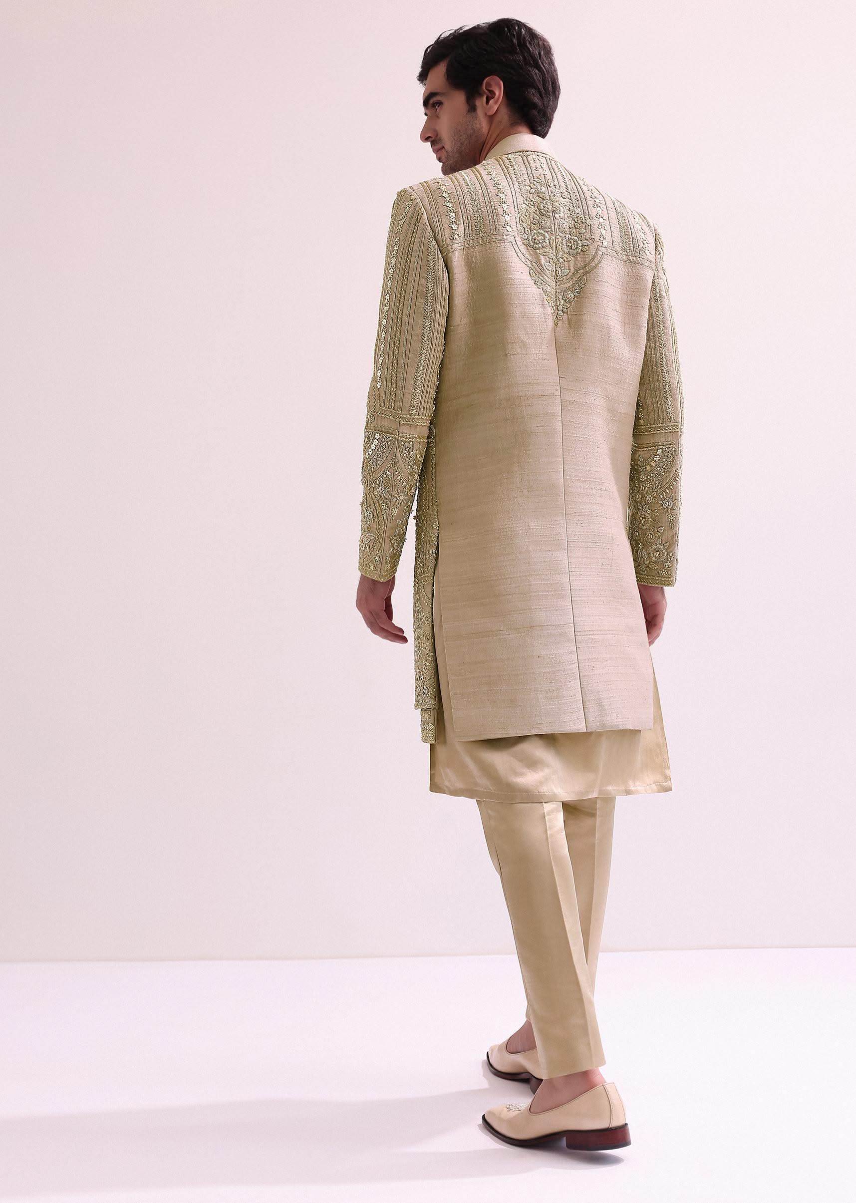 beige_double_layered_straight_cut_silk_sherwa-sg226246_2_a503a312-a0da-4d63-ac52-1a70ac5311e3.jpg