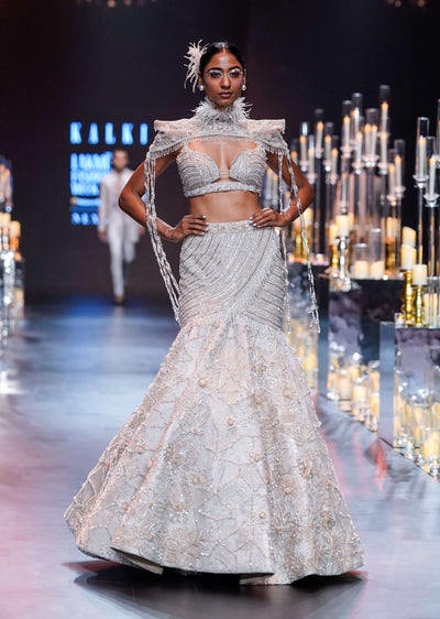 beige_fish-cut_lehenga-sg183831_1_8e4a4fbb-1fb3-4e67-985e-5be5d070c4a2.jpg
