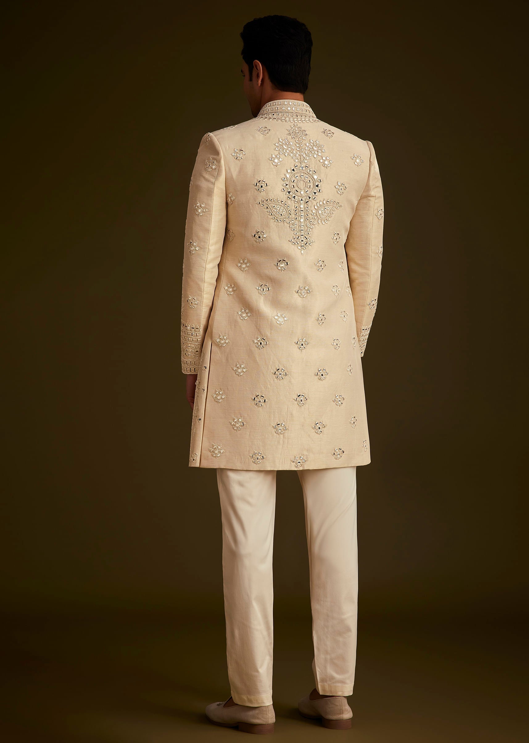beige_hand_embroidered_sherwani_set-sg251127_3_e1515e9a-48aa-49ad-97ed-e4613e9b81f0.jpg