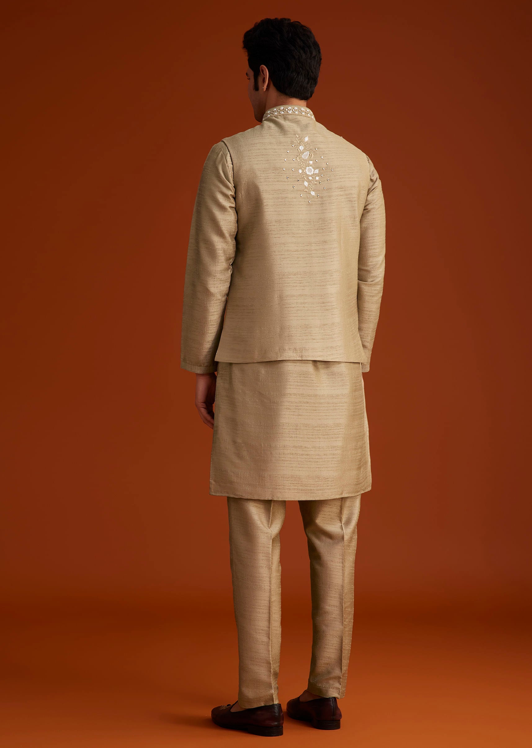 beige_kurta_pant_set_with_embroidered_nehru_jacket-sg263751_8_80167cc8-fc9d-445a-90d3-06dccda79410.jpg