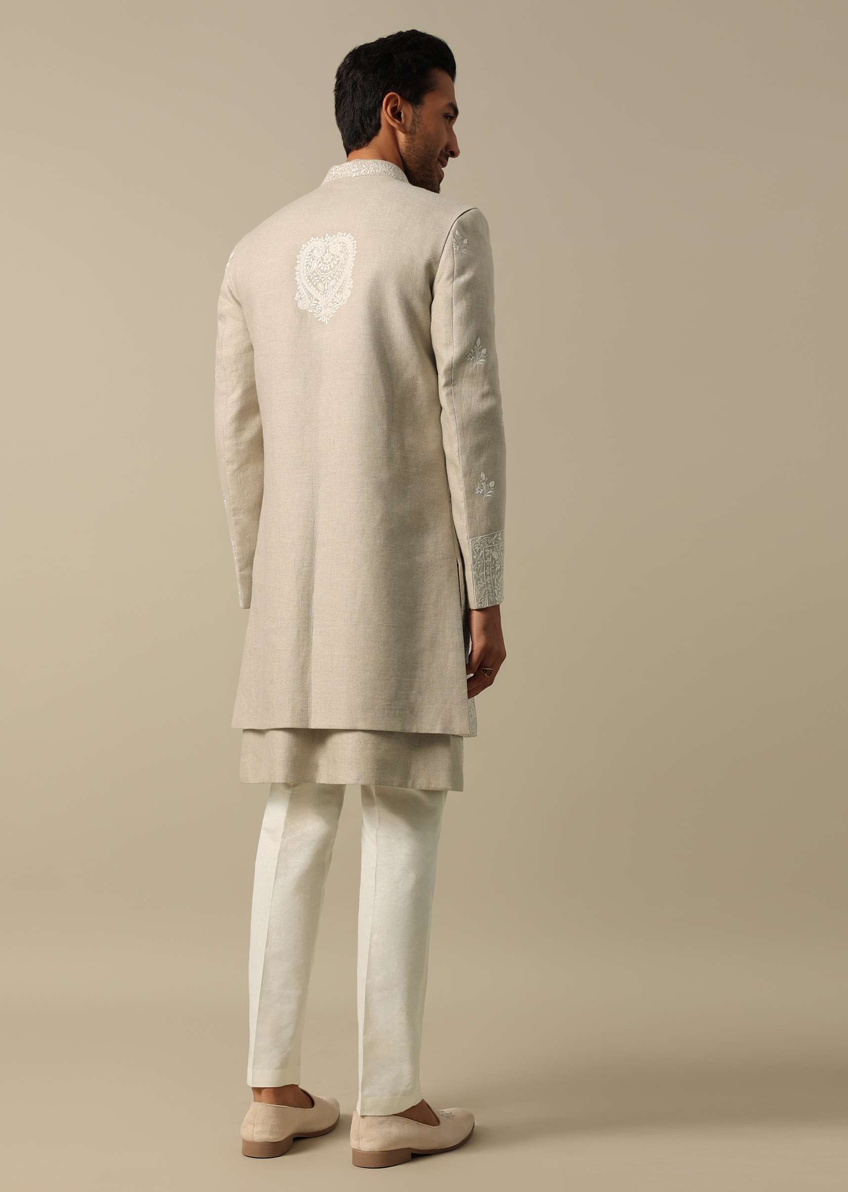 beige_linen_indowestern_sherwani-sg133321_12_7aaf6bfa-2639-4418-bf17-e9d1417f04ea.jpg