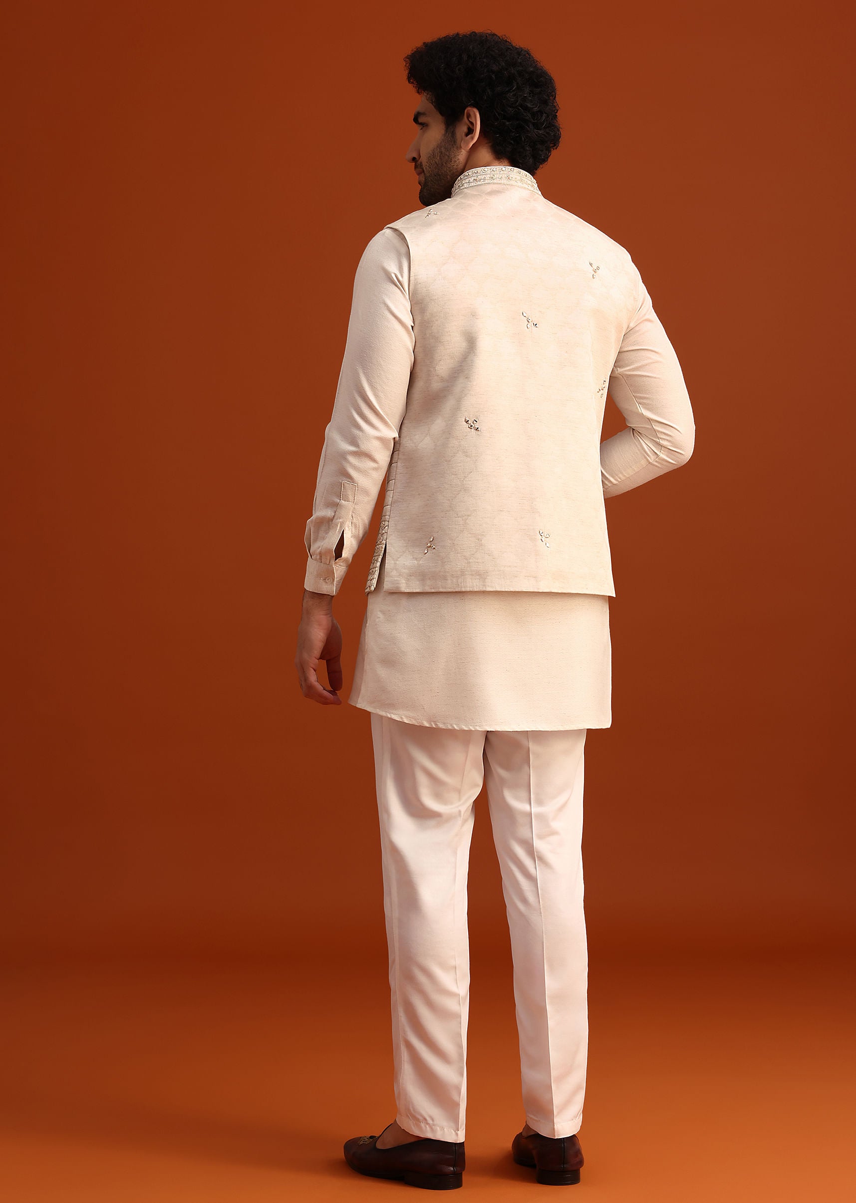 beige_linen_silk_jacket_kurta_and_jacket_set_with_mirror_wor-sg263807_3_12302bf3-a9ad-439f-9898-61084dfea8e0.jpg