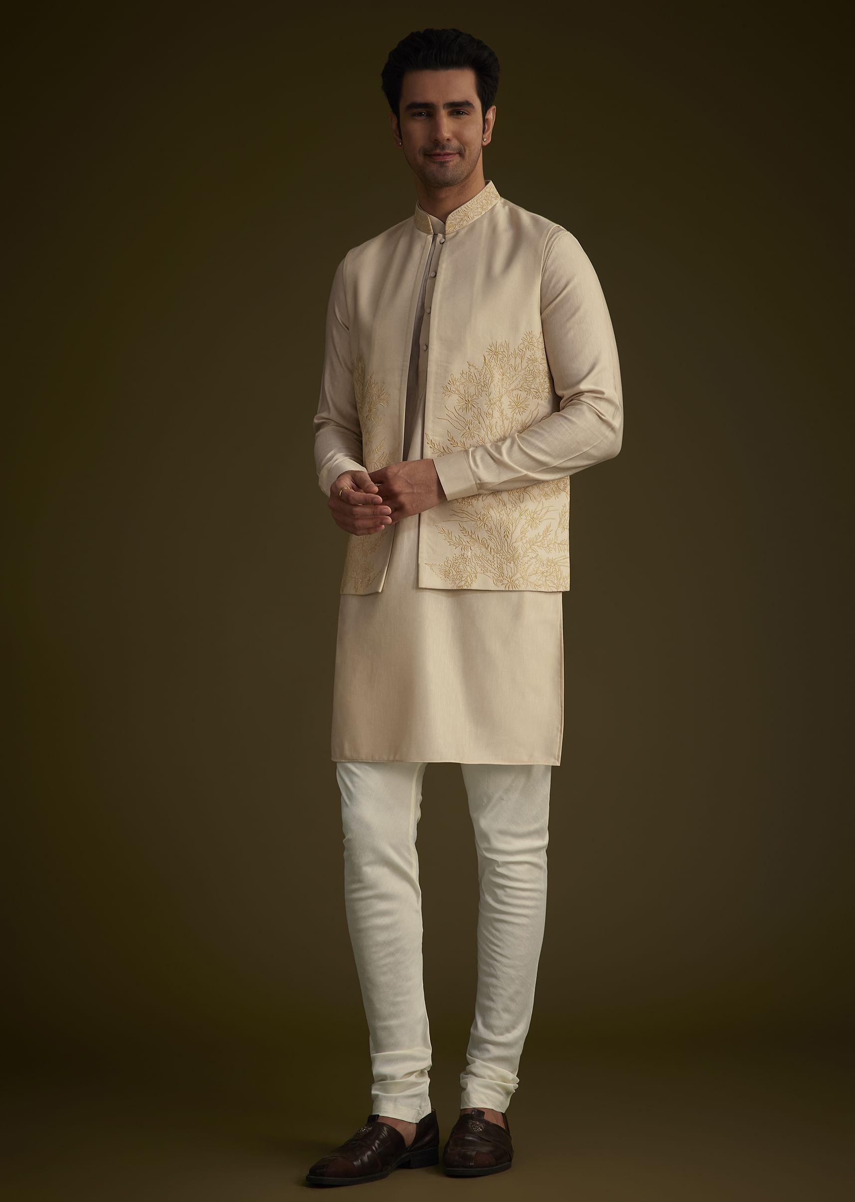 beige_silk_blend_kurta_set_with_embroidered_nehru_jacket-sg259287_7_fef63363-5e1b-4059-b20f-667566e7071c.jpg