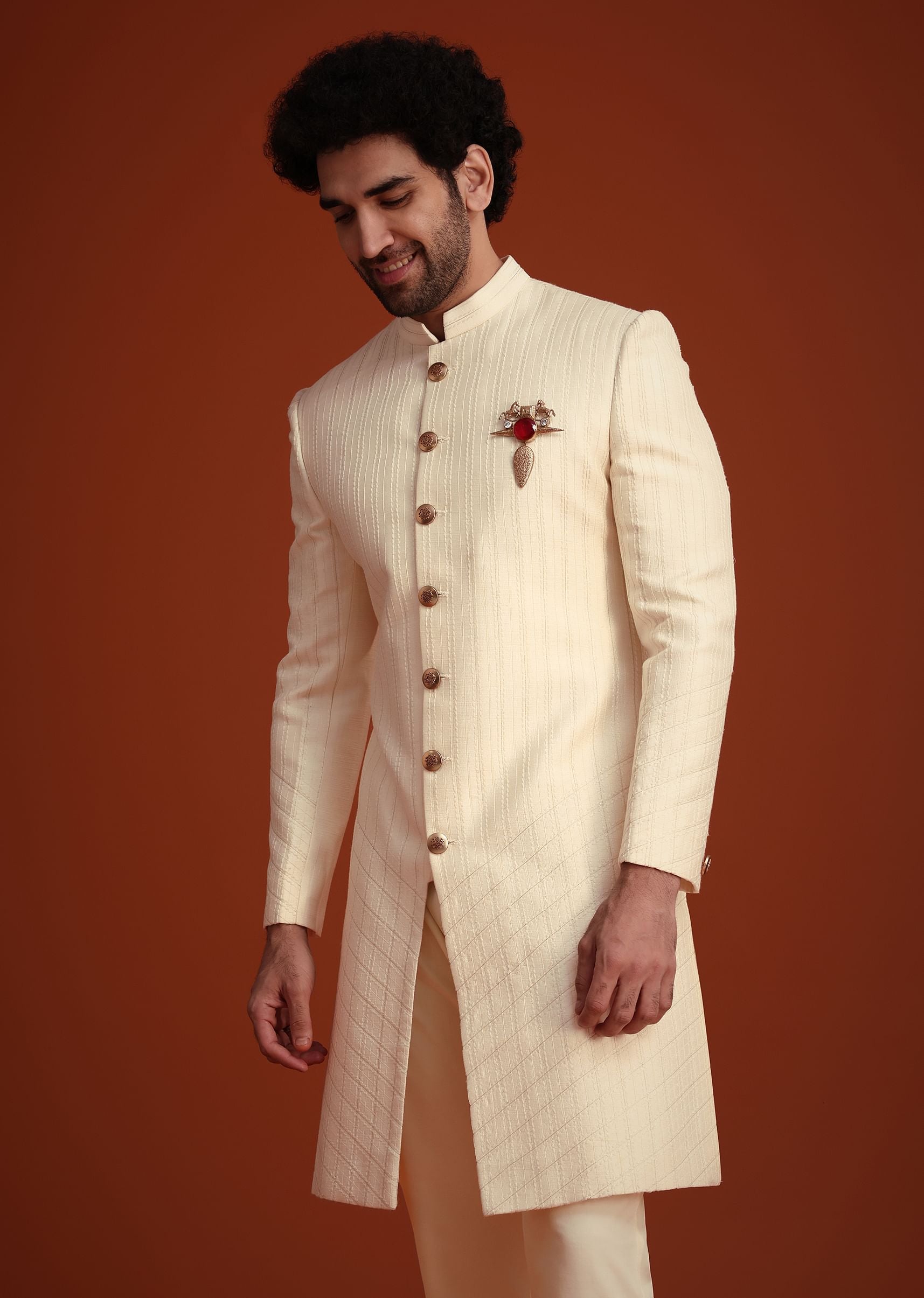 beige_silk_threadwork_sherwani_with_dhagai_work-sg258970_5_57e69011-b399-4345-95f3-7ac2f2982e79.jpg