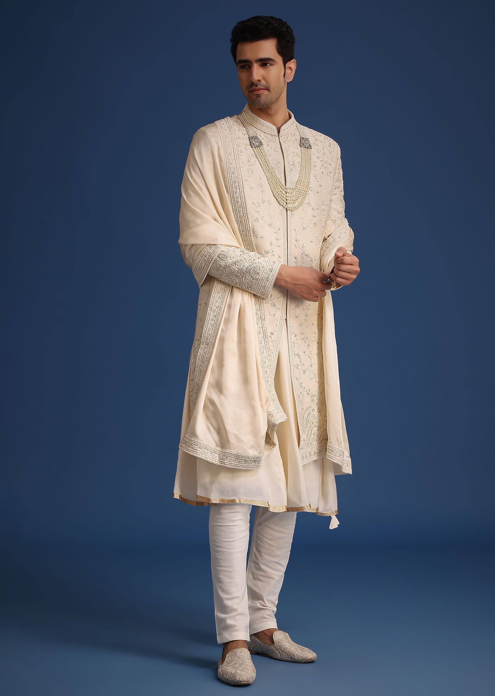 beige_silk_zardozi_work_sherwani_set_with_dupatta-sg251335_5_669a00a1-e56a-4e86-a5ba-8487e4082ba4.jpg