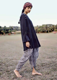 black-and-white-dhoti-suit-in-cotton-with-printed-zebra-stripes-and-long-sleeves-with-bell-cuffs-online-kalki-fashion-m023bk08y-sg39382_3_3682f609-465d-4b5f-a726-b846368bb7d1.jpg
