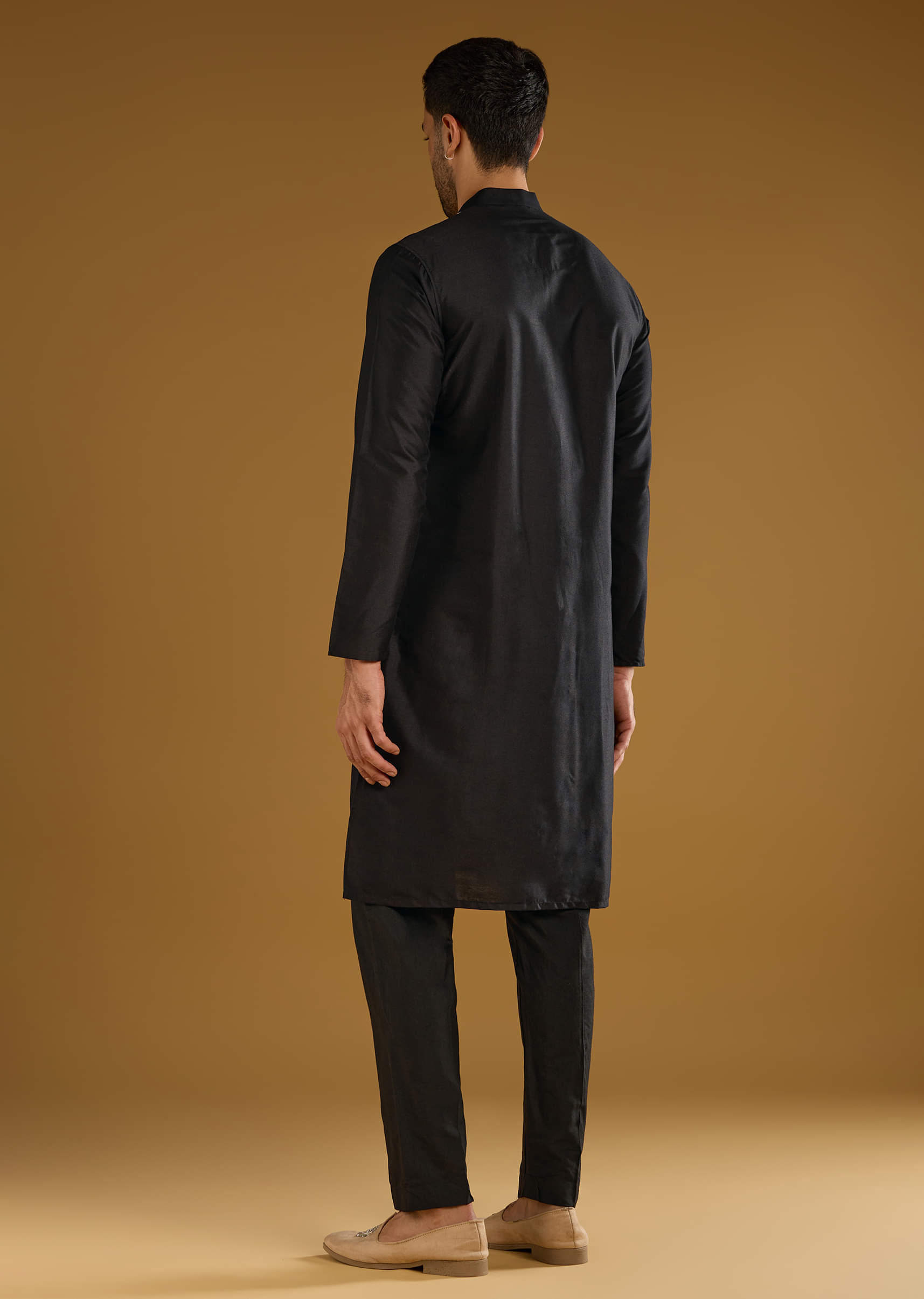 black-banarasi-silk-kurta-set-for-men-with-aari-and-zardosi-work-sg350985-5.jpg