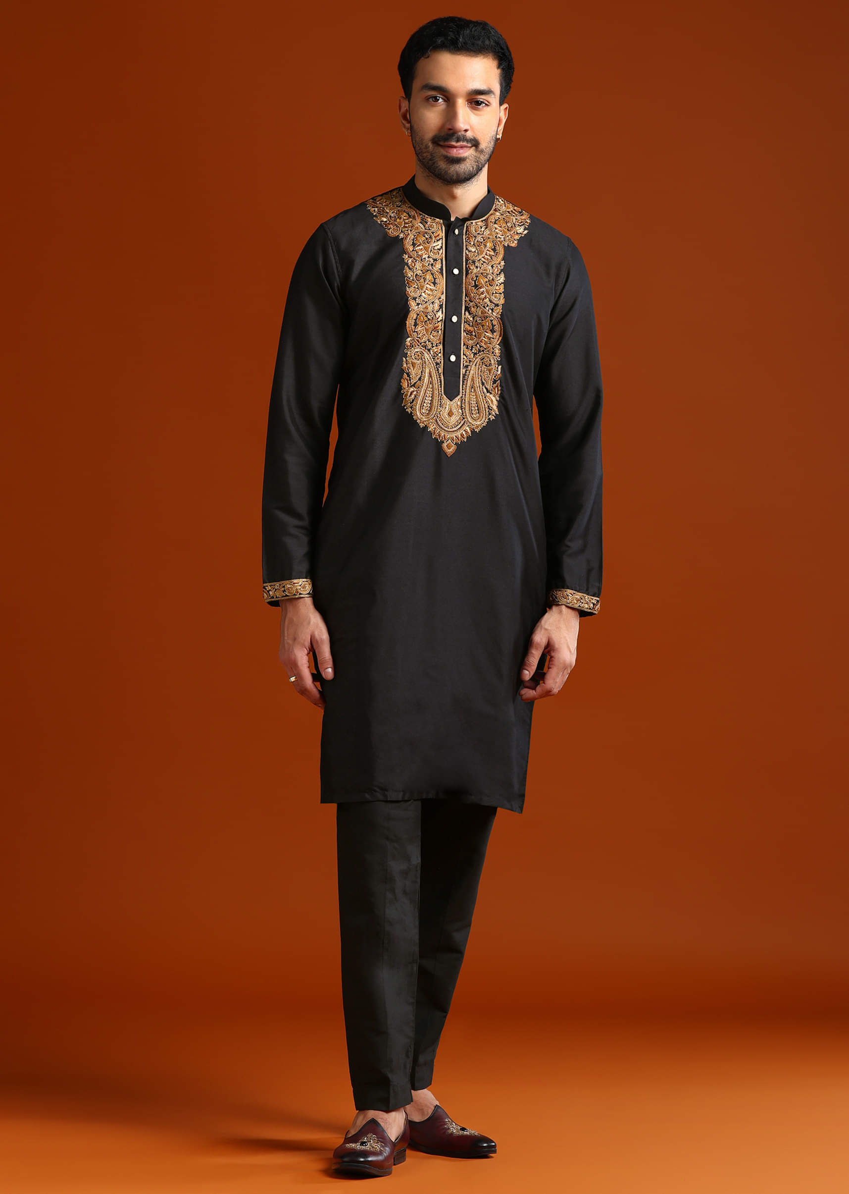 black-banarasi-silk-kurta-set-for-men-with-heavy-hand-embroidery-sg326088-1.jpg