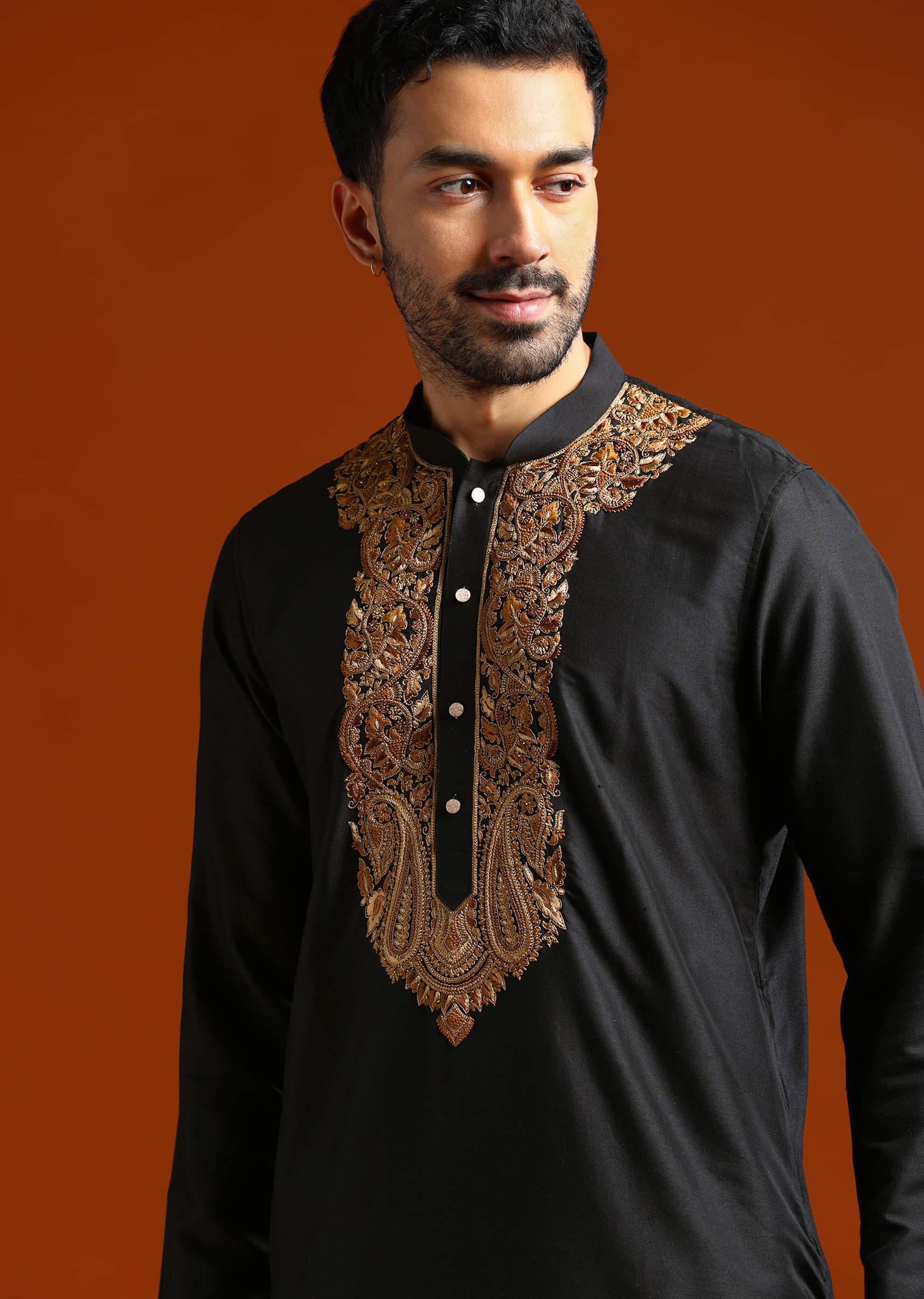 black-banarasi-silk-kurta-set-for-men-with-heavy-hand-embroidery-sg326088-2.jpg