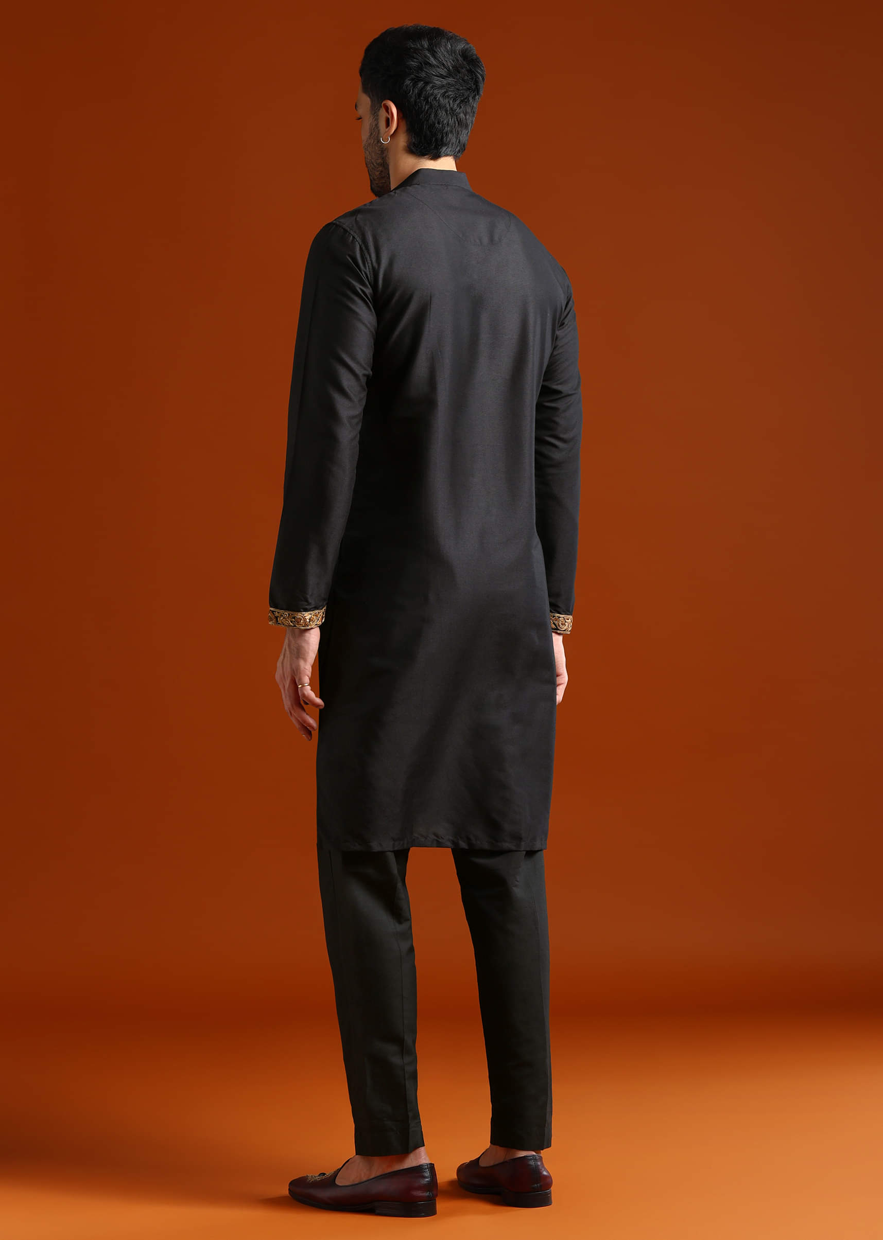 black-banarasi-silk-kurta-set-for-men-with-heavy-hand-embroidery-sg326088-5.jpg