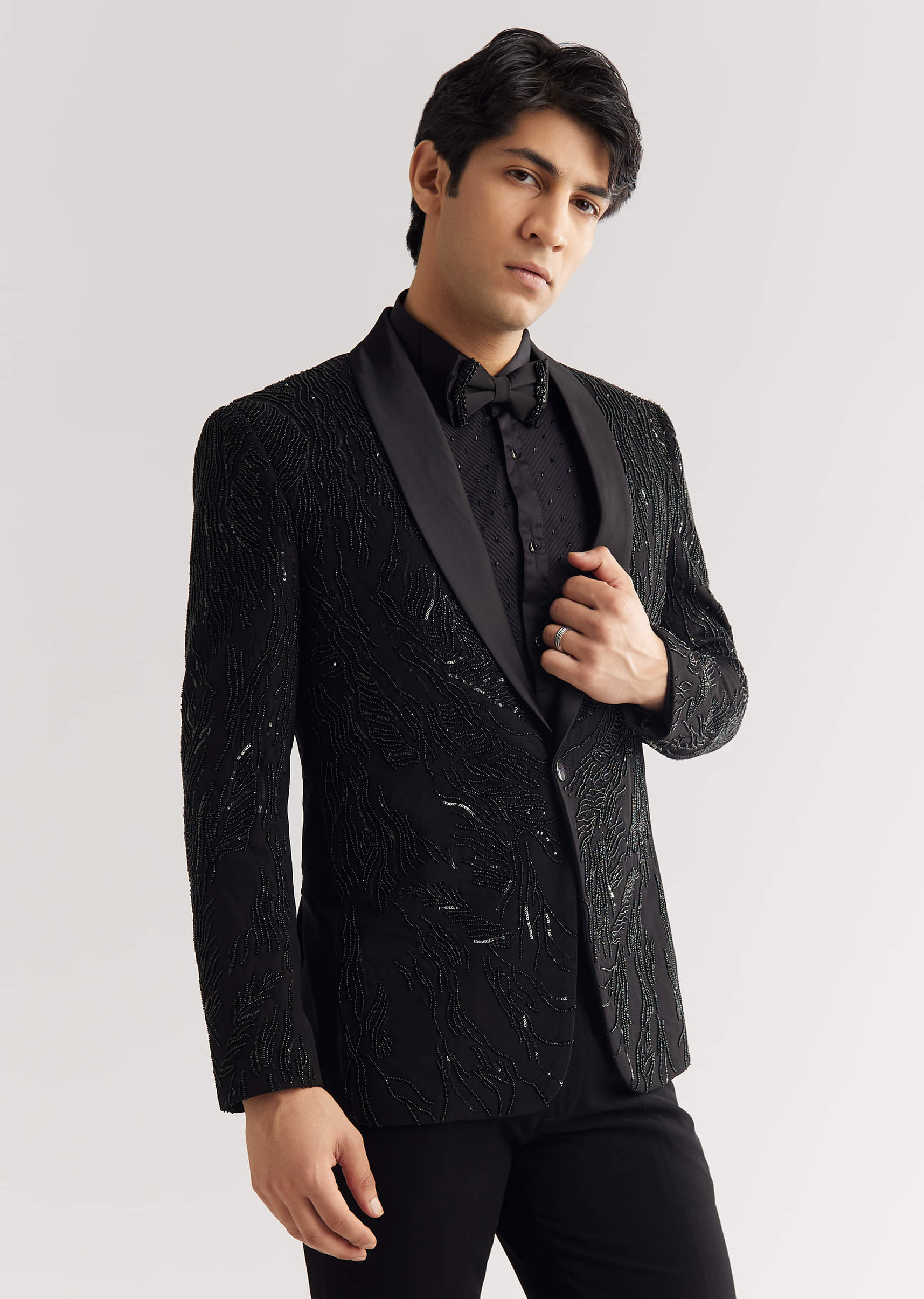 black-beads-and-sequin-embroidered-tuxedo-suit-sg252583-1_1_36f6592a-1905-46e3-8d5b-a58184d7b592.jpg
