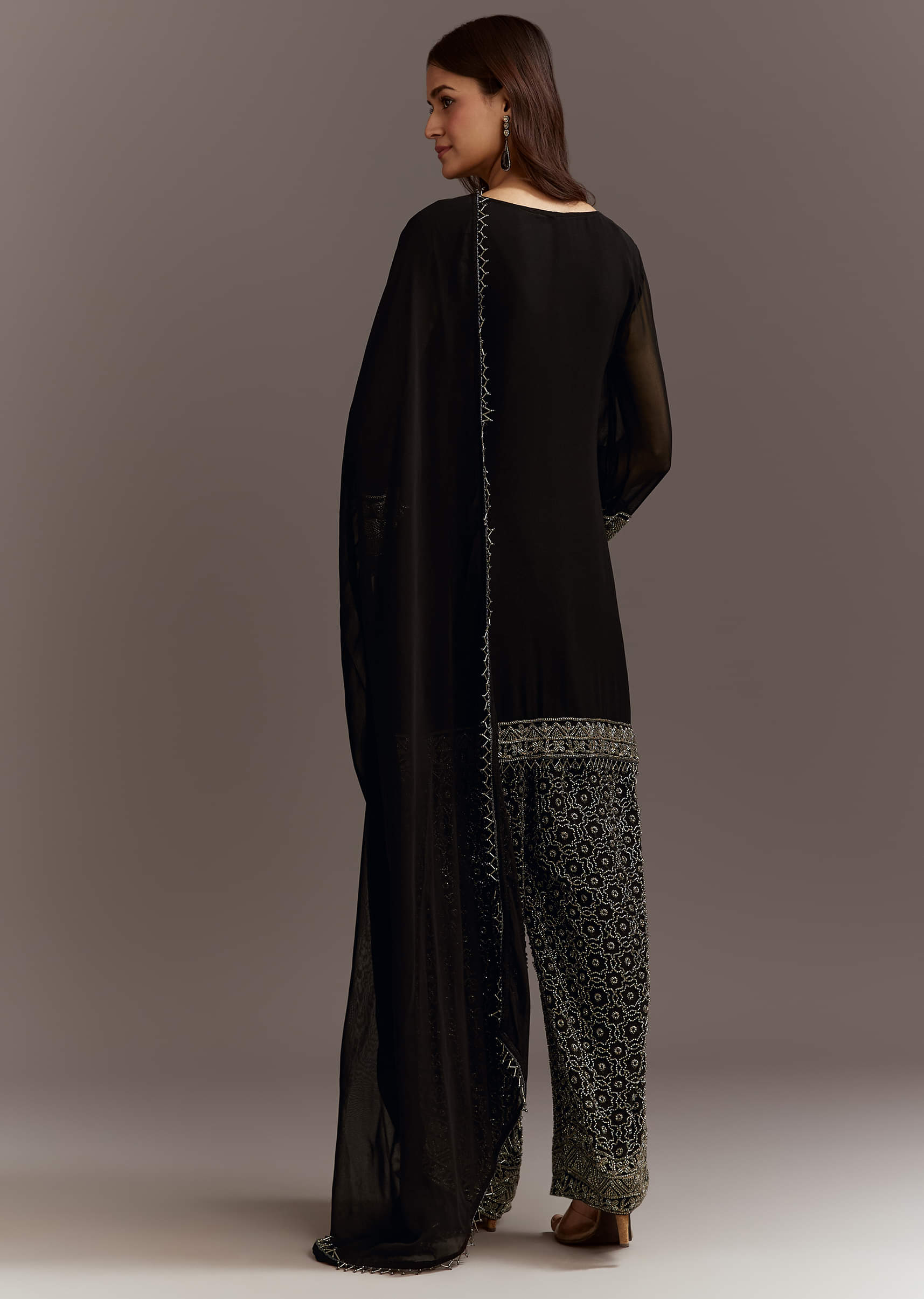 black-beads-work-kurta-dupatta-set-with-fully-beaded-pant-sg313902-5_3734ec36-961d-43d6-8089-566c33562874.jpg