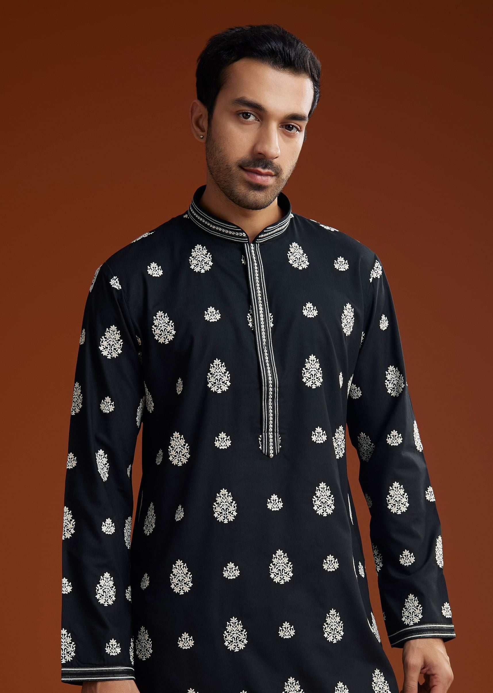 black-chanderi-kurta-pant-set-sg310924-4_9ce4dda7-1808-48c6-abeb-d1b49a396866.jpg