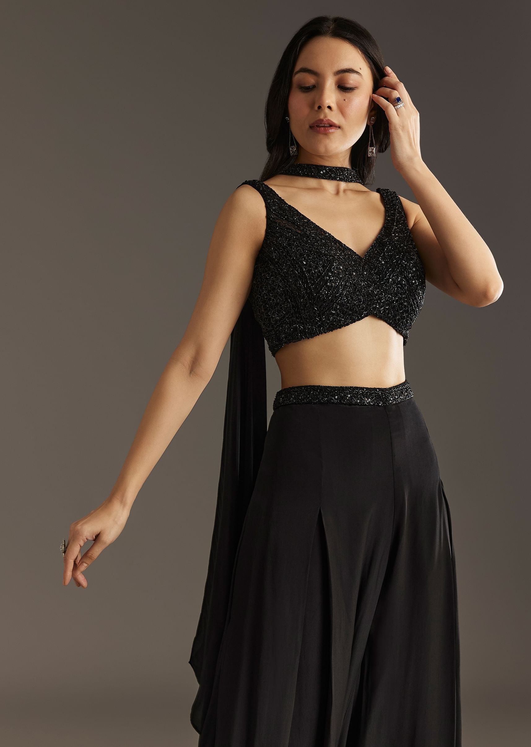 black-crepe-embroidered-croptop-with-embroidered-palazzo-and-choker-dupatta-sg311116-3_dbdd919b-4402-4bf1-8ad1-eae39bdfa37e.jpg