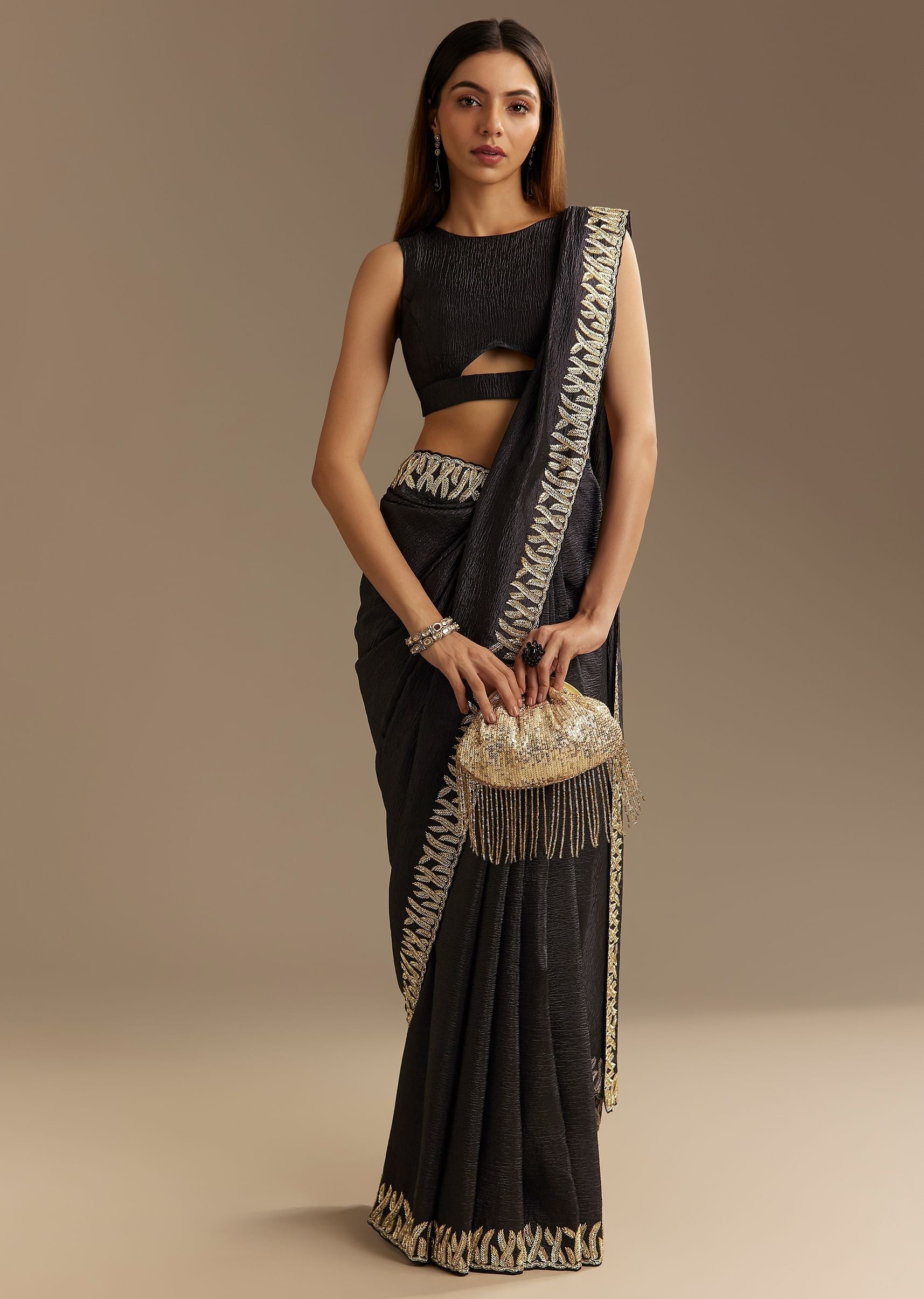 black-crushed-tissue-saree-with-scallop-border-and-stone-embroidery-sg294662-4_50587a27-3a38-4935-9a8a-2cc45cb3303b.jpg