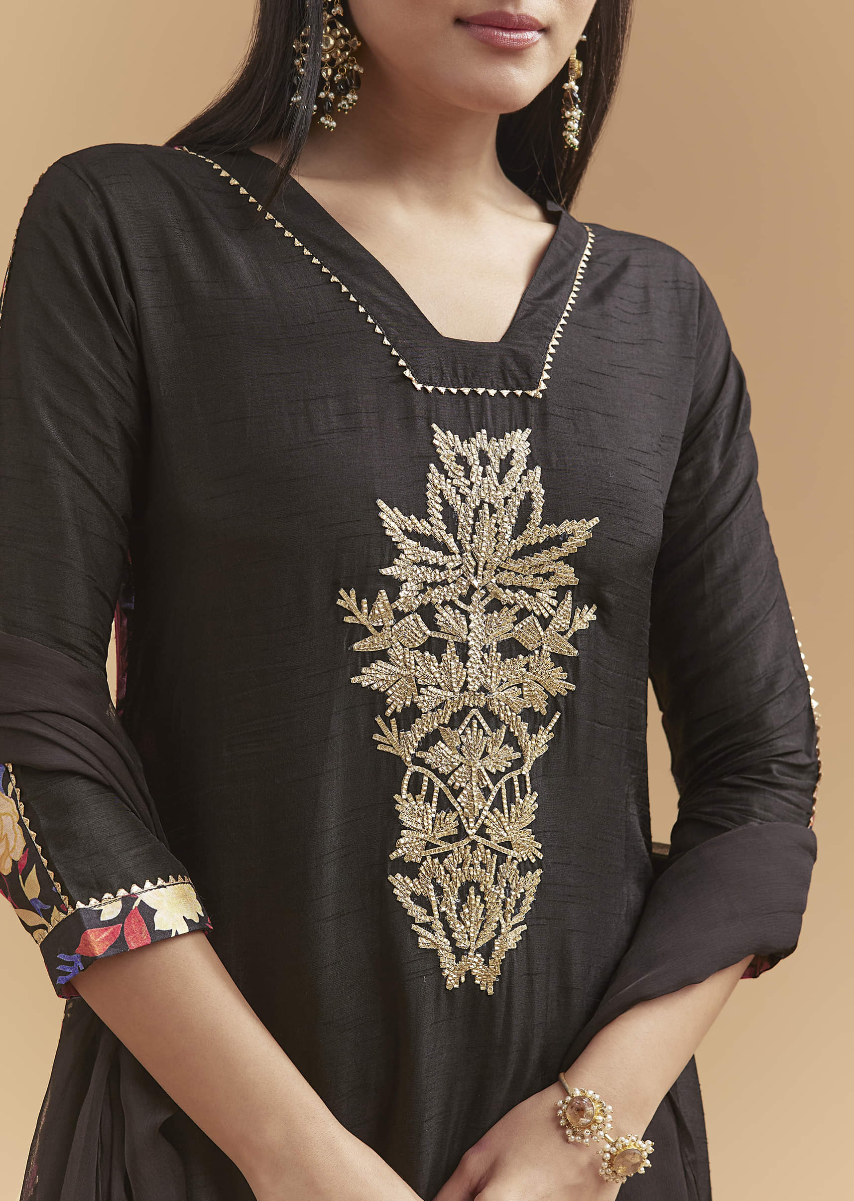 black-dola-silk-kurta-set-with-gota-work-and-floral-print-sg344748-2.jpg