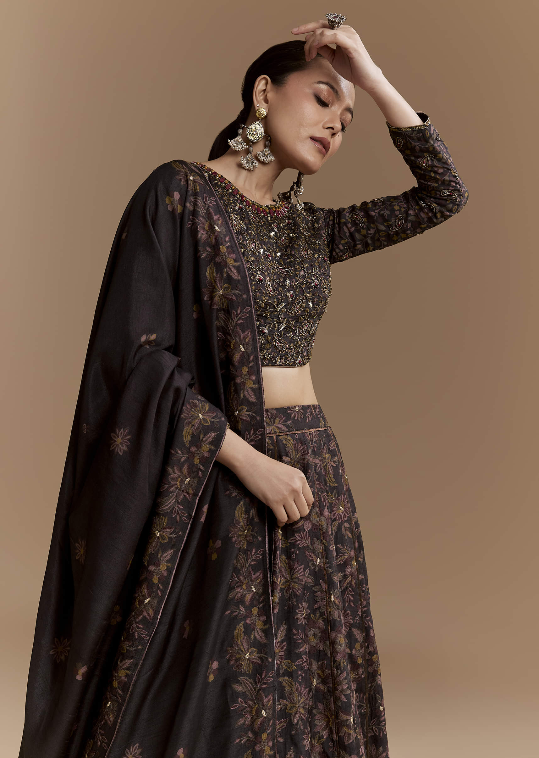 black-floral-print-silk-brdiesmaid-lehenga-set-with-dupatta-sg366173-5.jpg