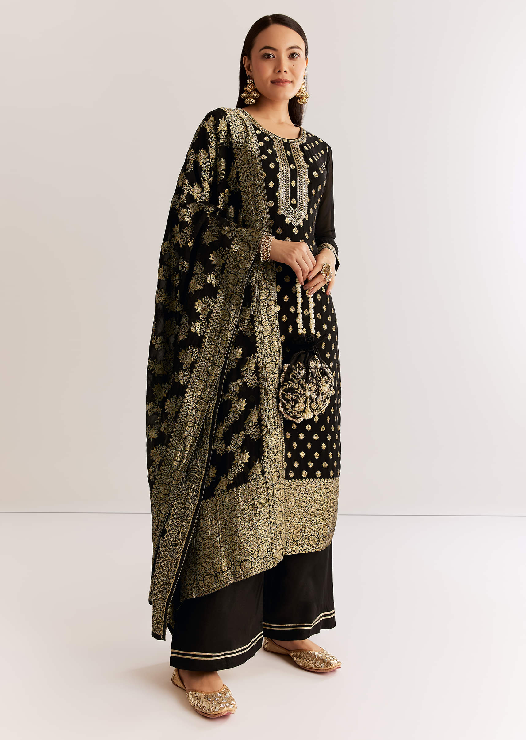 black-georgette-banarasi-kurta-set-with-mirror-and-cutdana-neckline-sg320352-4_f2a22eaf-f61c-403f-9d93-fc3732e0dc1a.jpg
