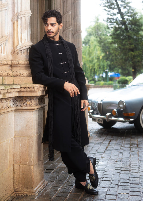 Black Indo Western Set With Statement String Stole