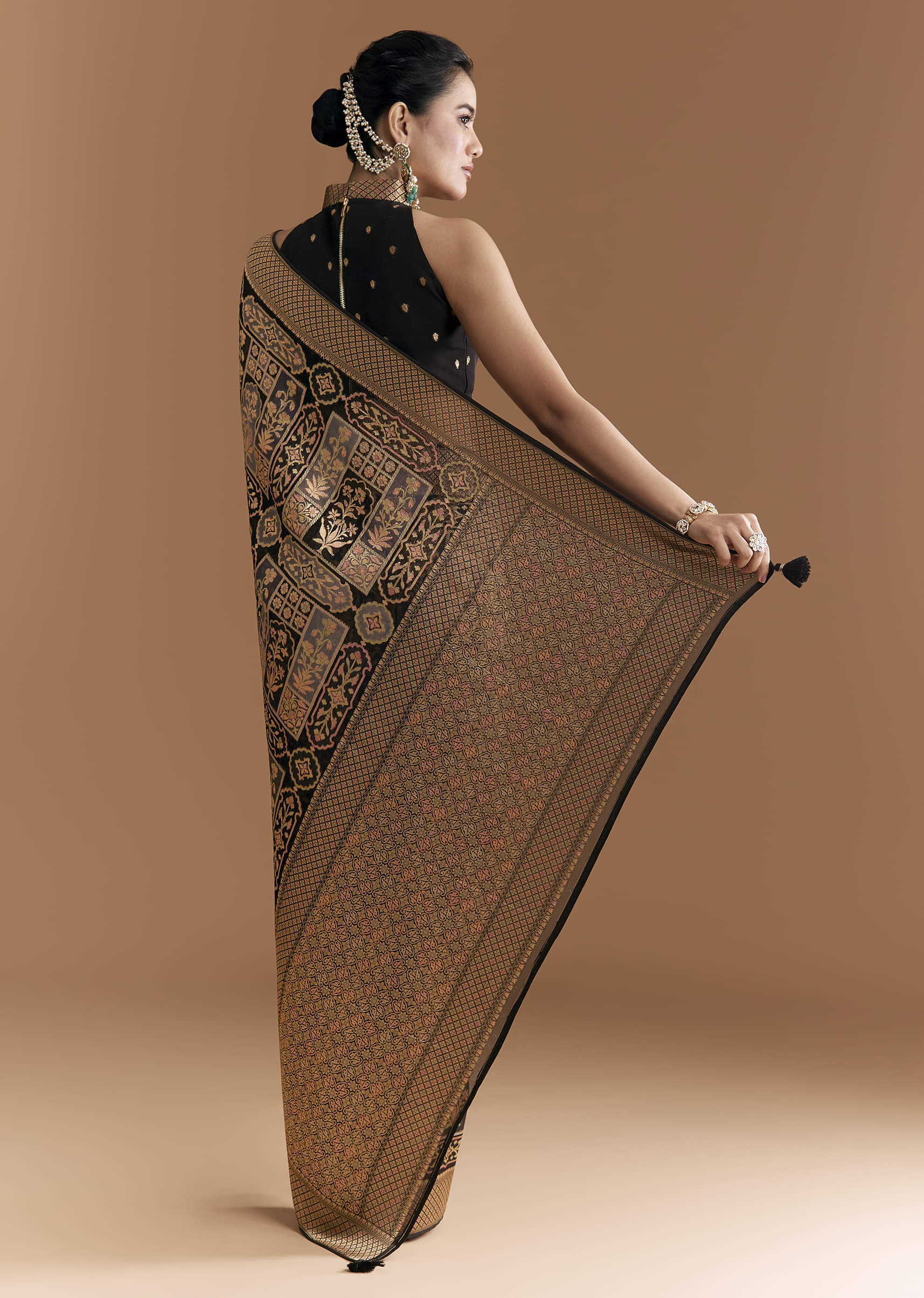 black-khadhi-georgette-saree-with-floral-and-geometric-zari-work-sg355130-4.jpg