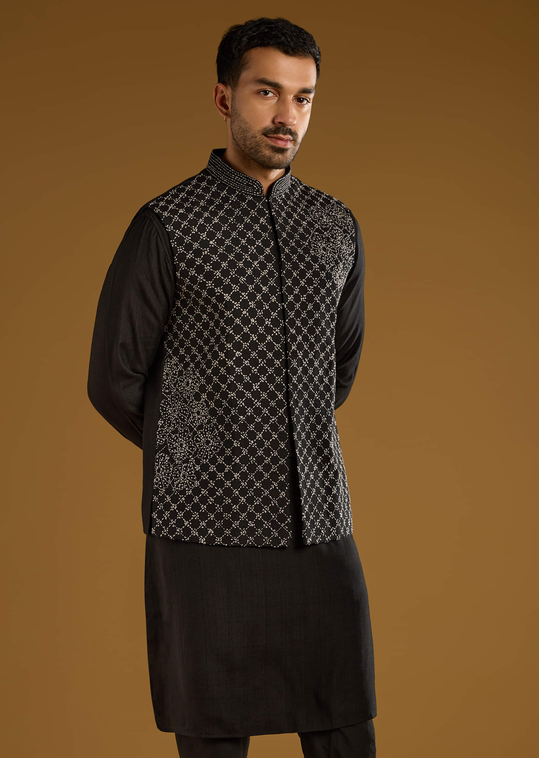 black-kurta-jacket-set-for-men-with-thread-work-sg329047-4.jpg