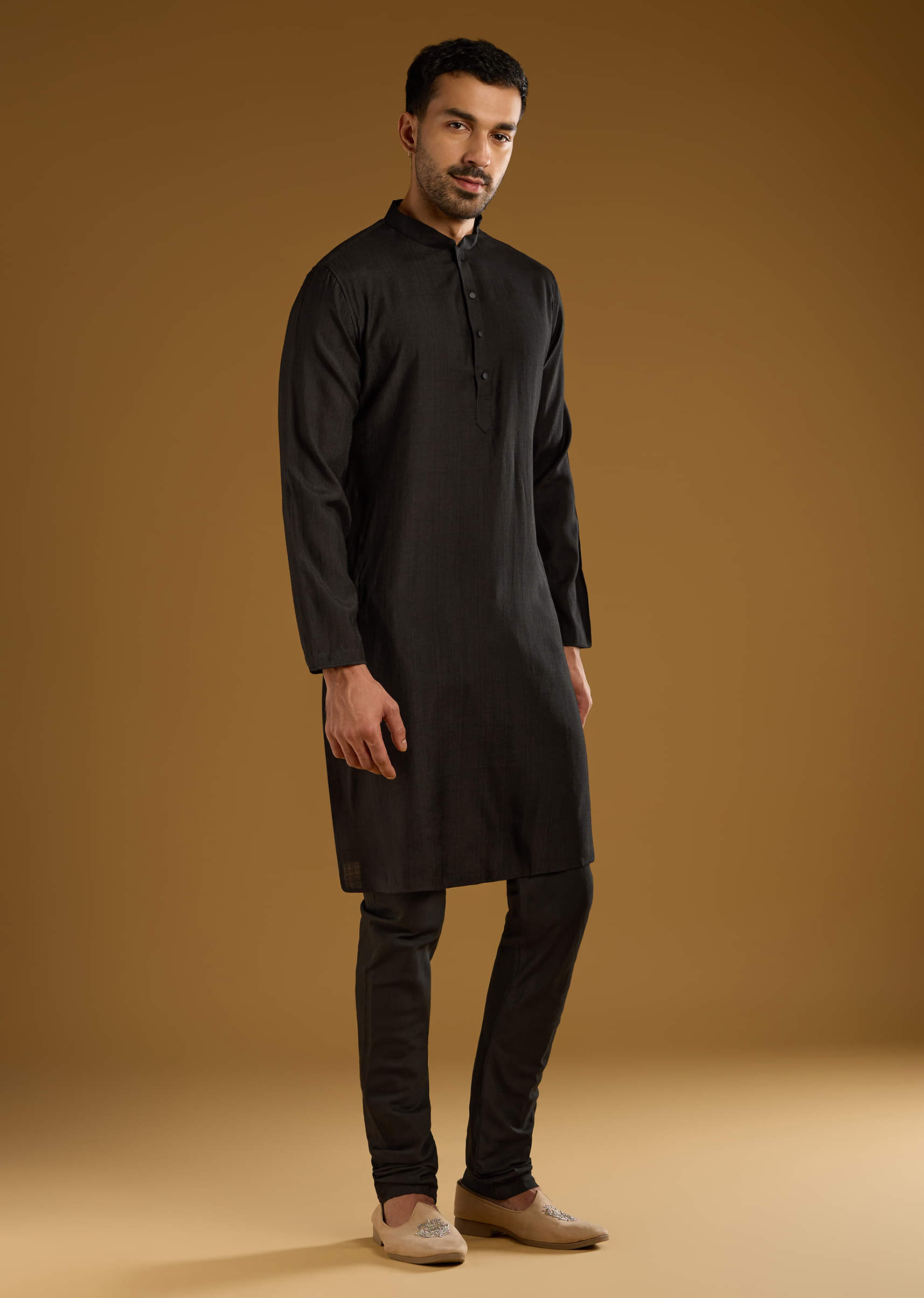 black-kurta-jacket-set-for-men-with-thread-work-sg329047-6.jpg