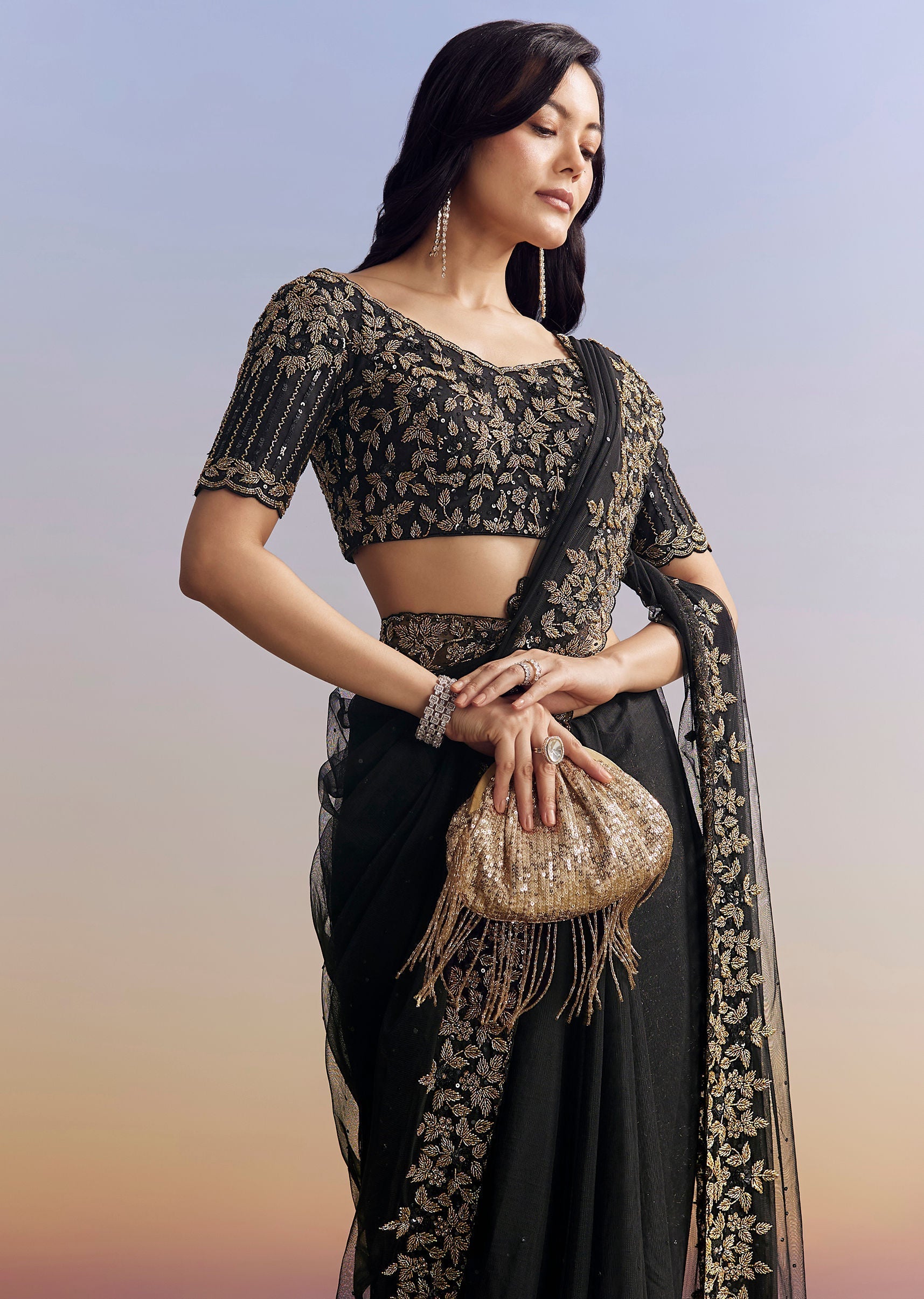black-net-saree-with-embroidered-border-sg320748-5_60708516-9ae2-4cda-8c88-09fa35e334b2.jpg