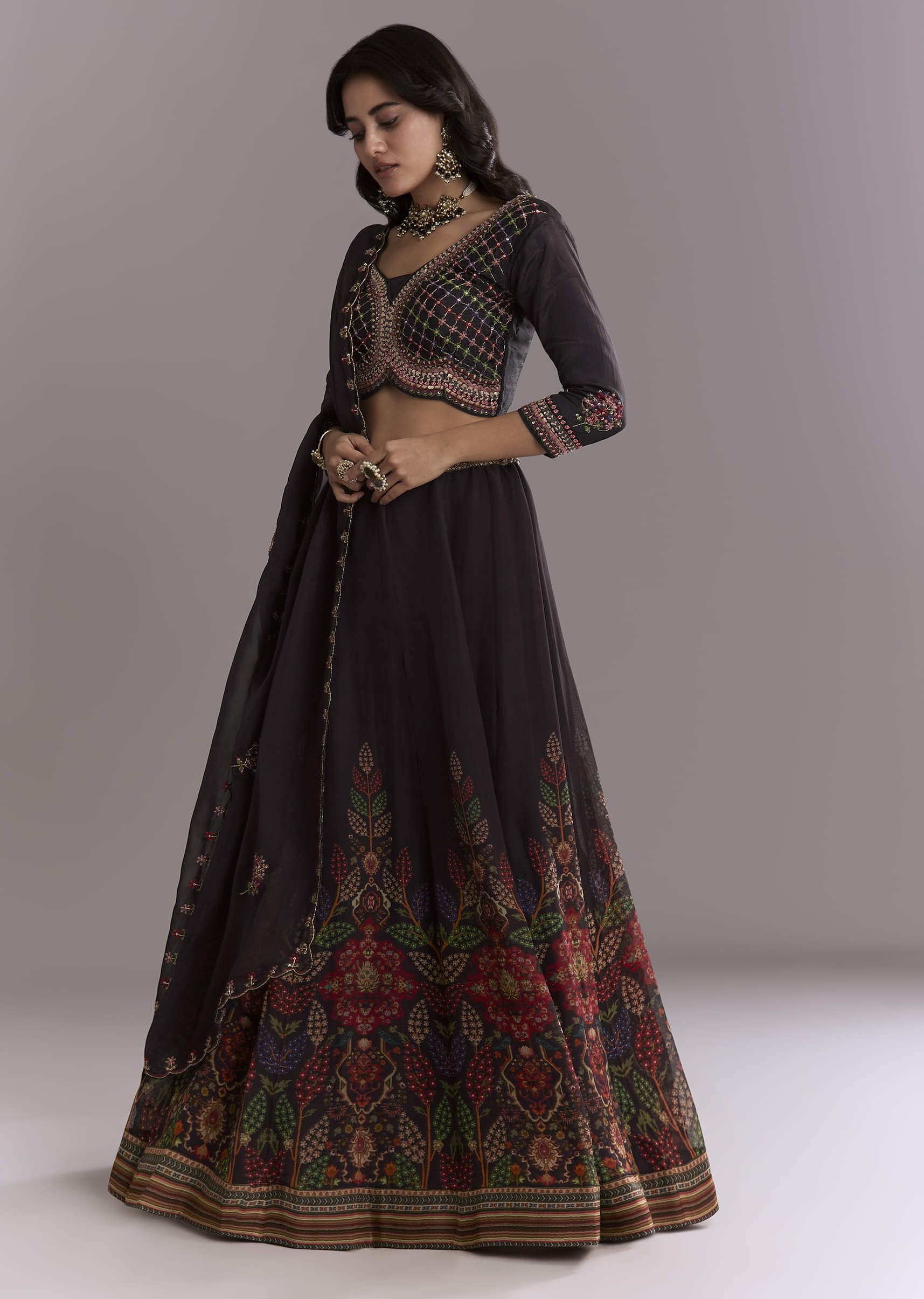 black-organza-printed-bridesmaid-lehenga-with-intricate-hand-embroidery-sg354614-4.jpg