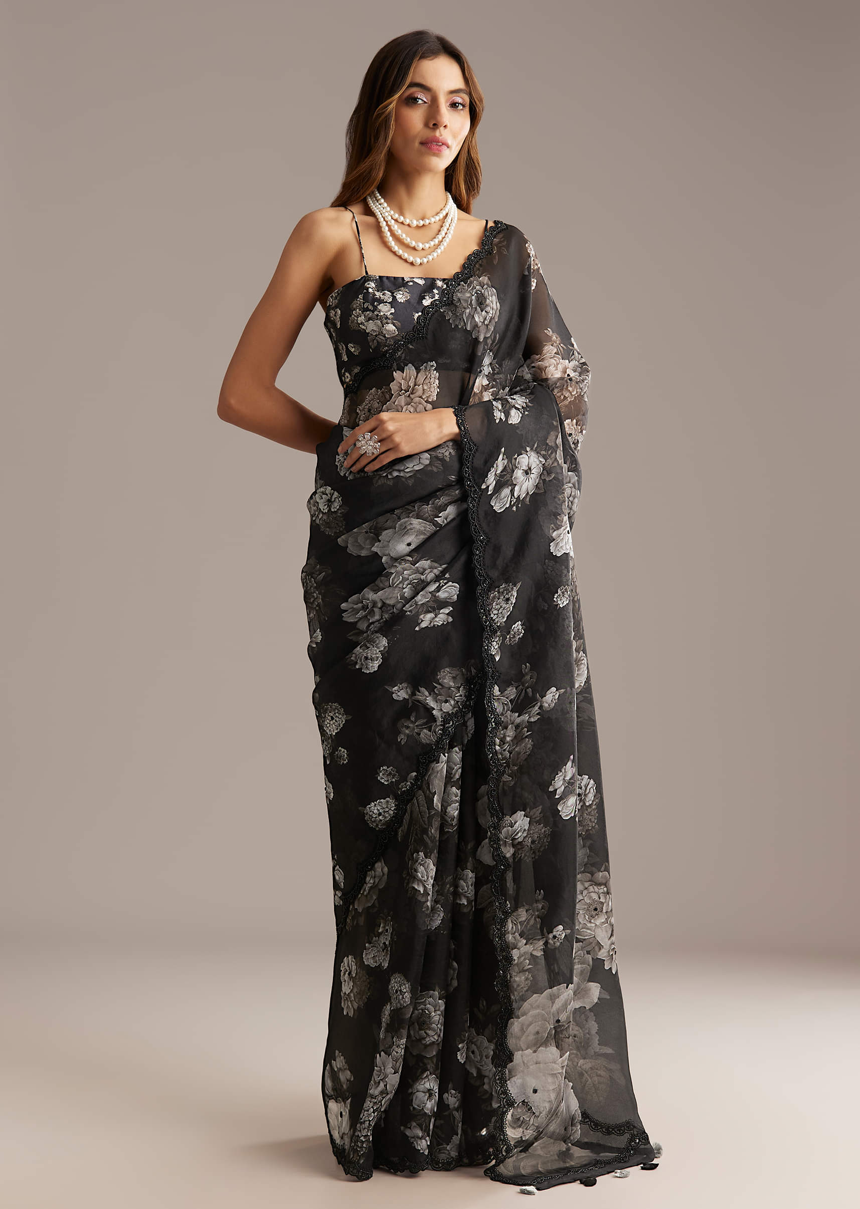 black-organza-saree-with-floral-print-and-sequin-embroidery-sg337705-3.jpg