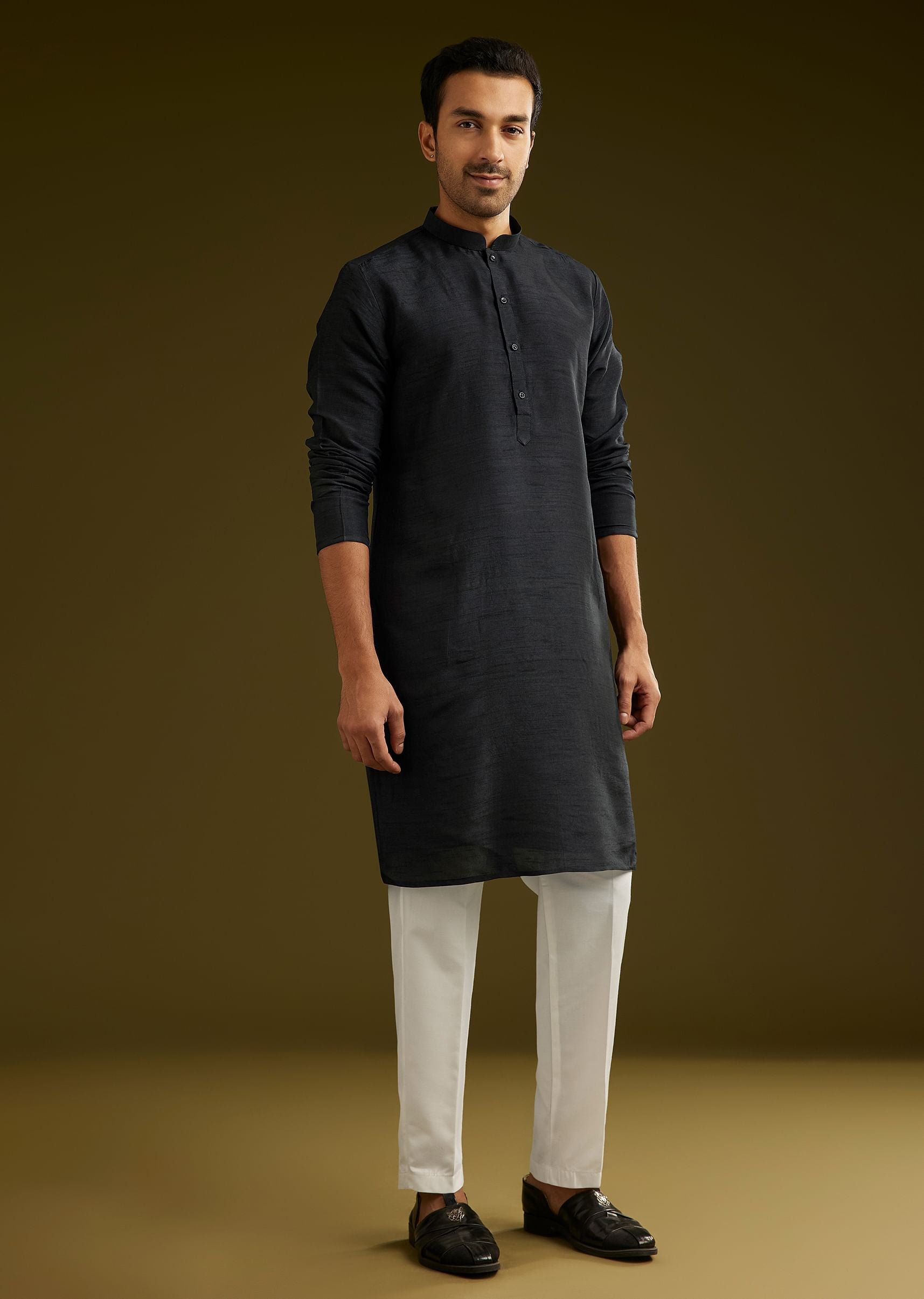 black-rayon-kurta-jacket-set-sg310124-6_56101fde-e5c7-47c1-a128-0c1968a0c82d.jpg