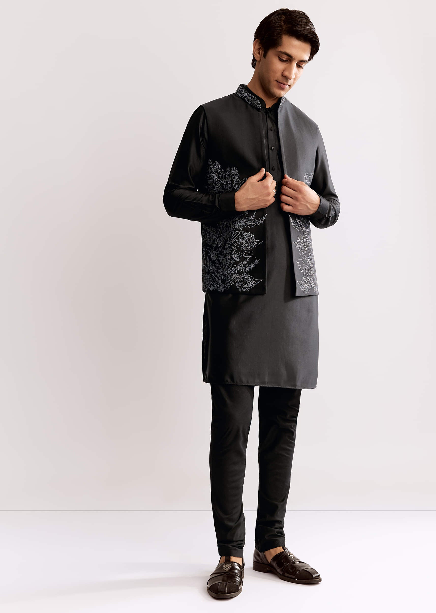black-rayon-kurta-jacket-set-with-embroidery-sg259231-2_be9ab882-1e88-4223-a9f7-f28905331e17.jpg