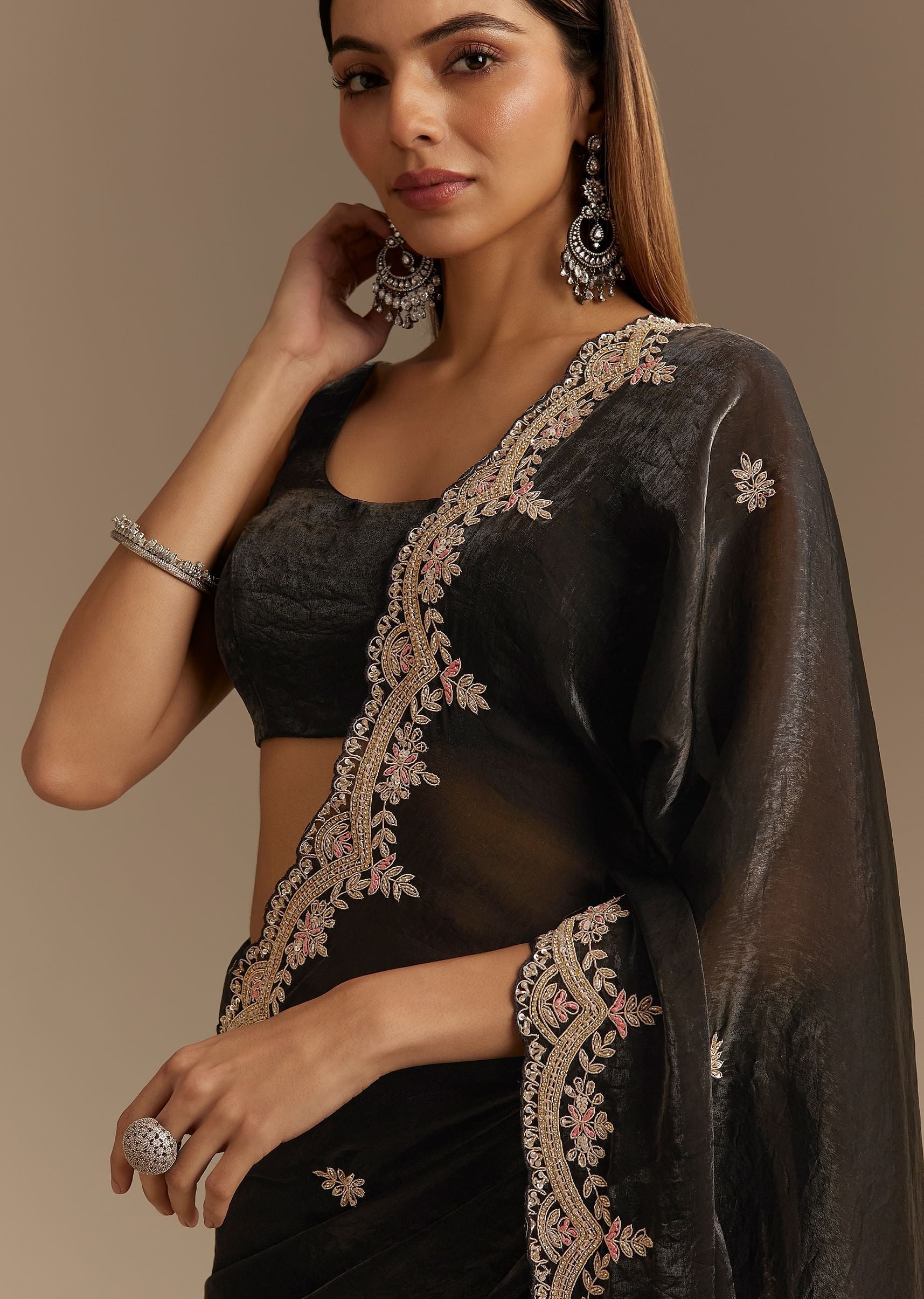 black-satin-saree-with-zardosi-sequins-and-scallop-border-sg294656-6_54d8a061-3274-4a40-8690-3b7681217d04.jpg