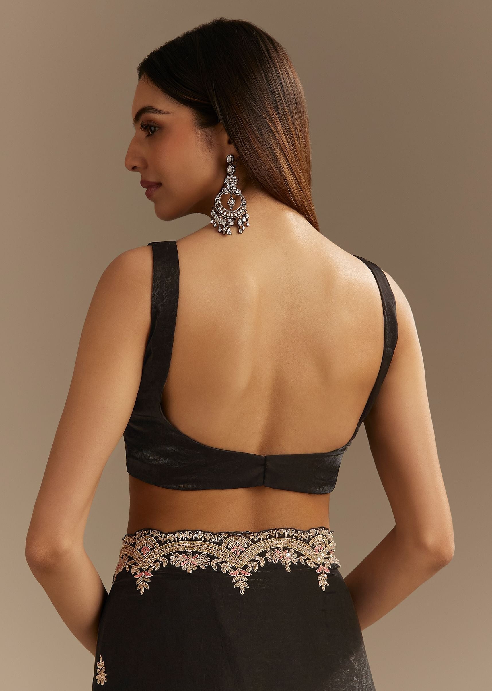 black-satin-saree-with-zardosi-sequins-and-scallop-border-sg294656-9_a707afe1-e64a-4917-b1be-c9e33c255420.jpg