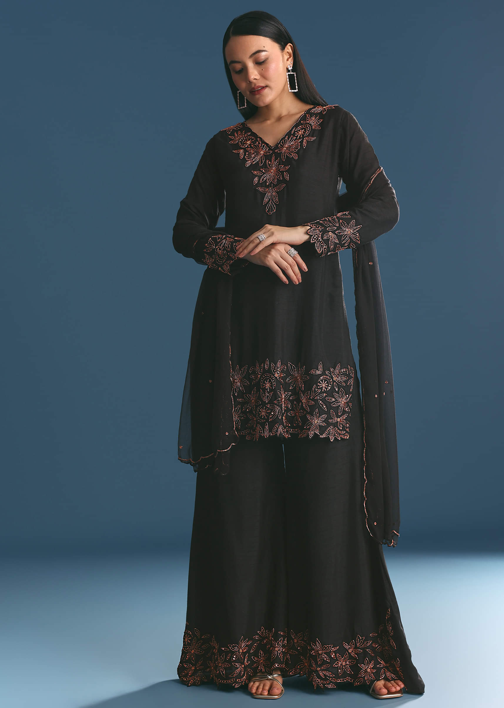 black-silk-kurta-palazzo-set-with-cut-dana-work-sg318377-3_365c5cf2-e523-433c-8411-1ff075f93c4b.jpg