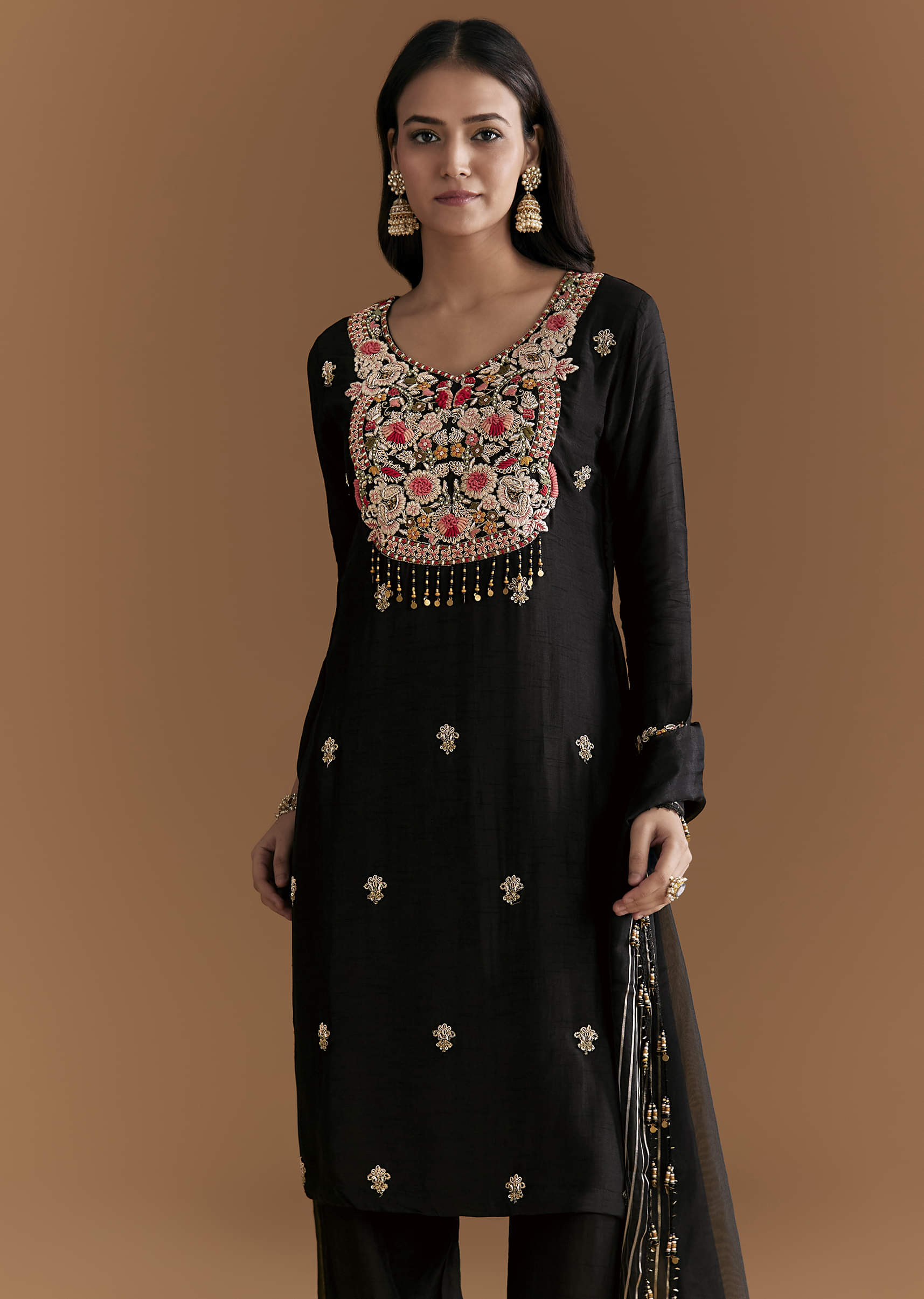 black-silk-kurta-set-with-zardosi-and-resham-embroidery-4.jpg