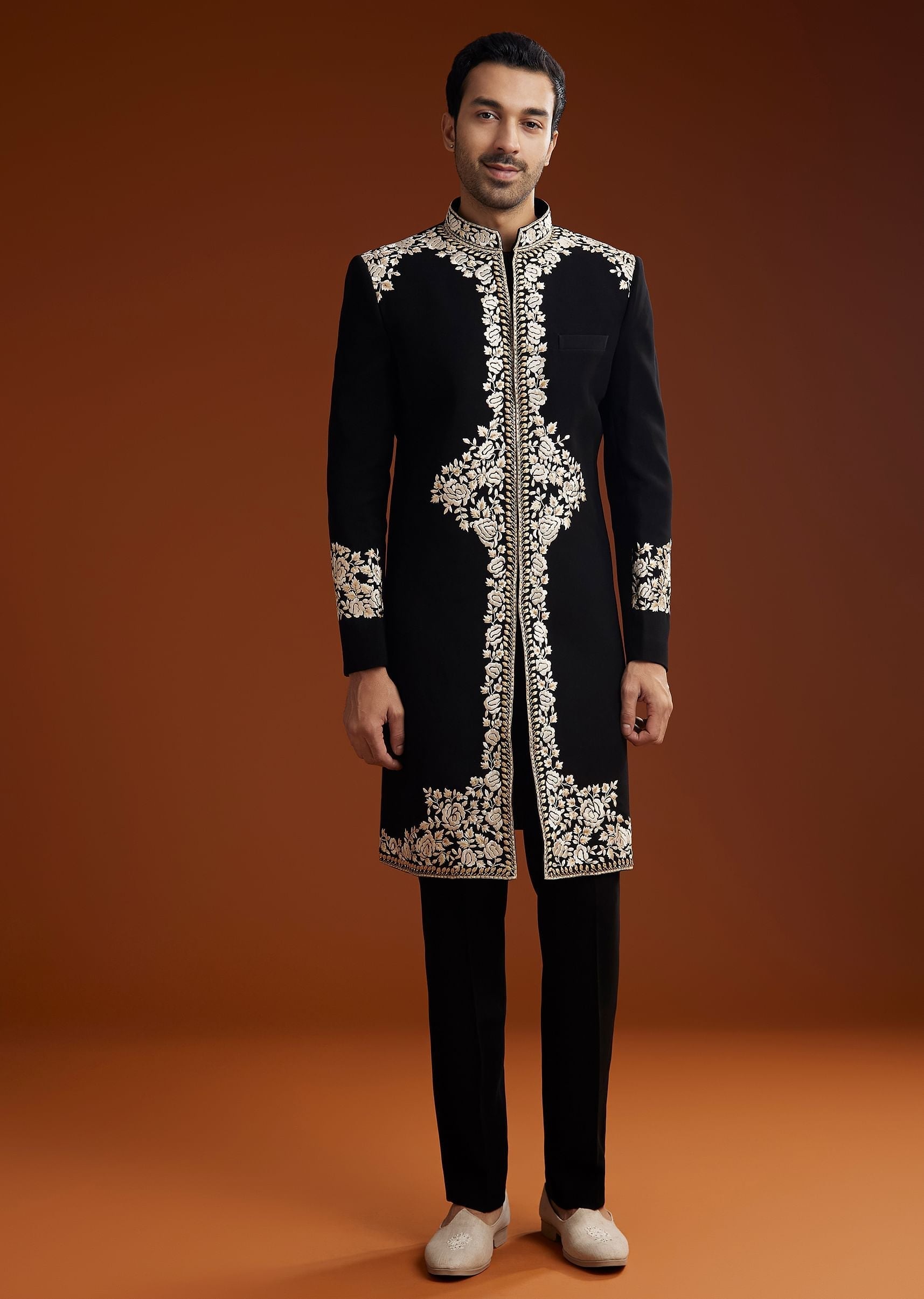 black-suiting-indo-jacket-set-with-floral-resham-embroidery-sg304574-1_b83edbc8-226e-4098-aec4-651cdd5596fa.jpg