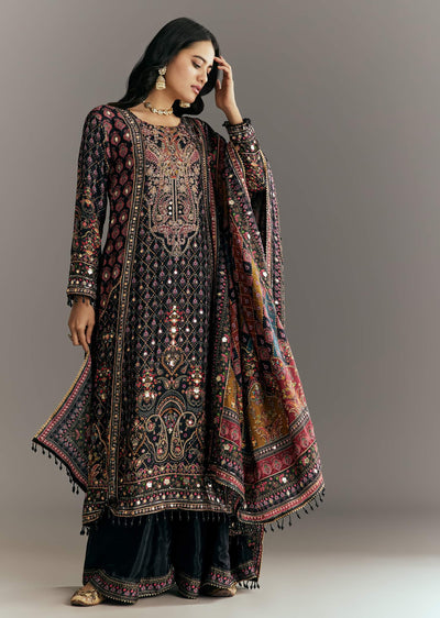 black-tabby-silk-zari-embroidered-kurta-palazzo-with-printed-dupatta-sg312506-1_6cae0ab4-9eb3-4bd3-909d-22b95ac23f30.jpg
